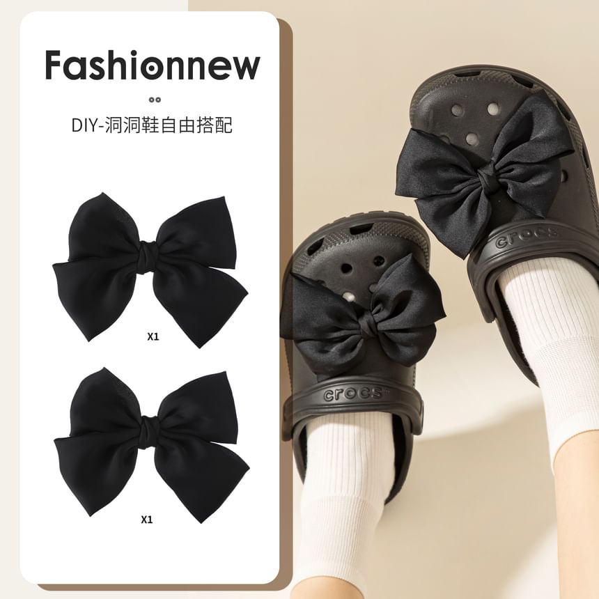 Dewy Kiss - Bow Clog Shoe Charm Set