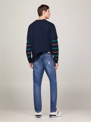 Calça jeans desbotada estilo pai, corte reto e afunilado
