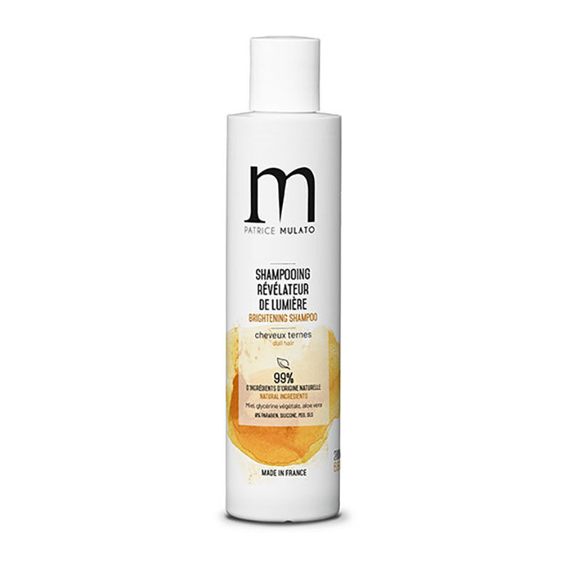 Shampooing révélateur de lumière pour cheveux ternes