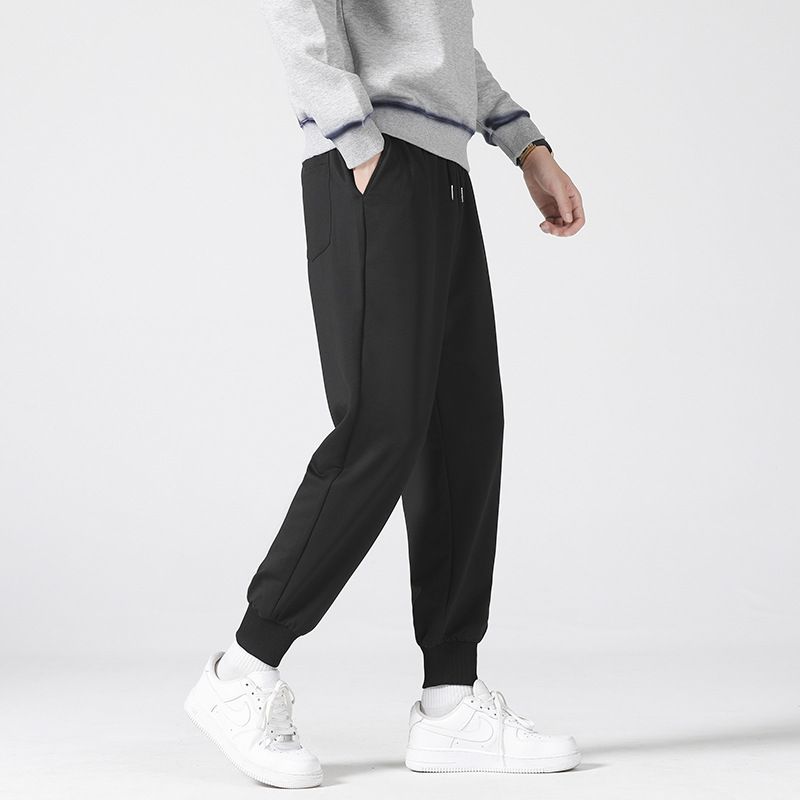 Urtishia - Effen joggingbroek met trekkoord
