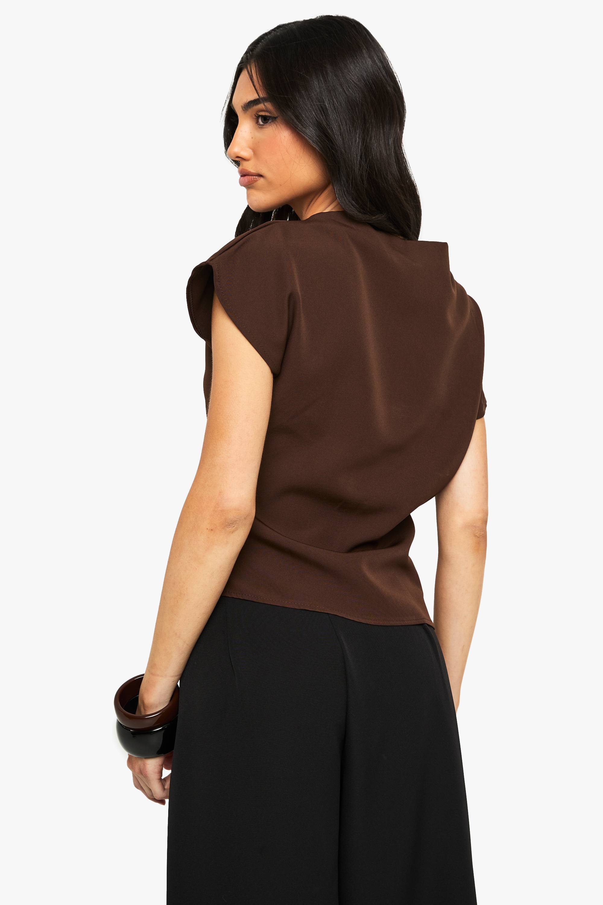 boohoo Haut tissé à drapé latéral fendu