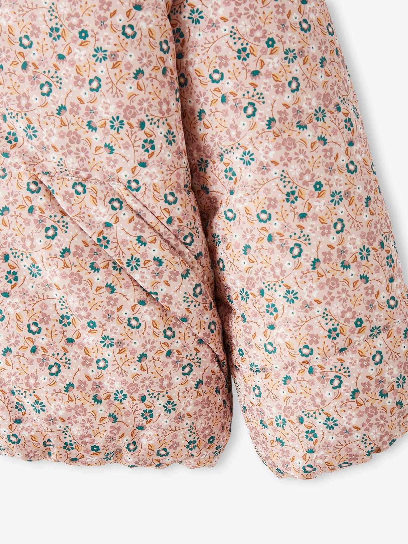 Jaqueta curta acolchoada com capuz estampado floral, tamanho médio infantil, estampa roxa.