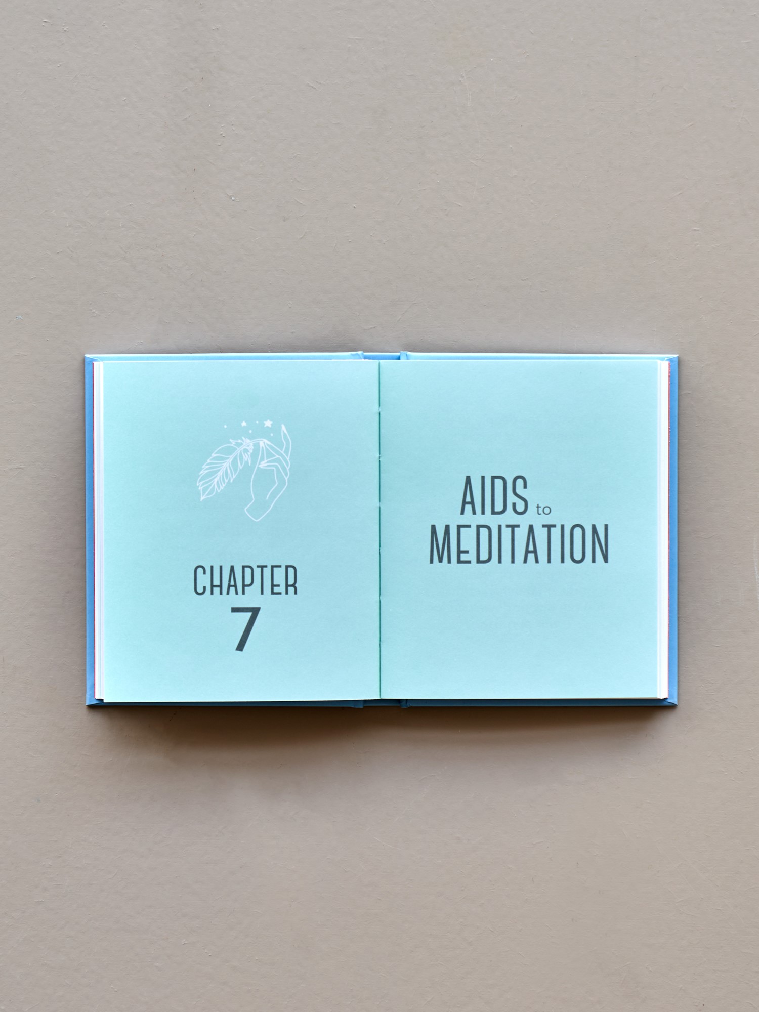 The Little Book of Meditation | Hardcover. Engelsk. 12 x 1,8 x 14,5 cm. 192 sider. | Milky Blue | New Mags