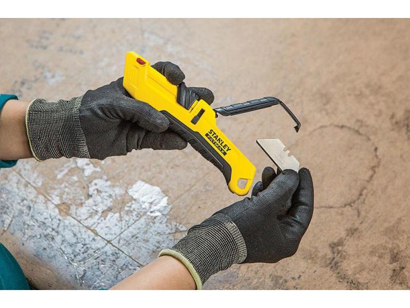 Stanley Fatmax Messer Links-& Rechtshänder, inkl. 4 Klingen Sicherheitsmesser