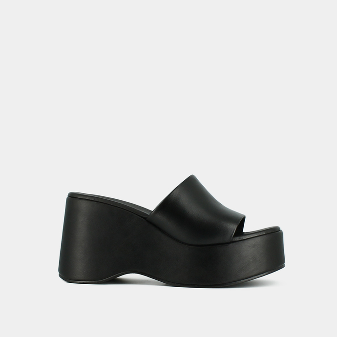 Mules ouvertes à plateformes  en cuir noir