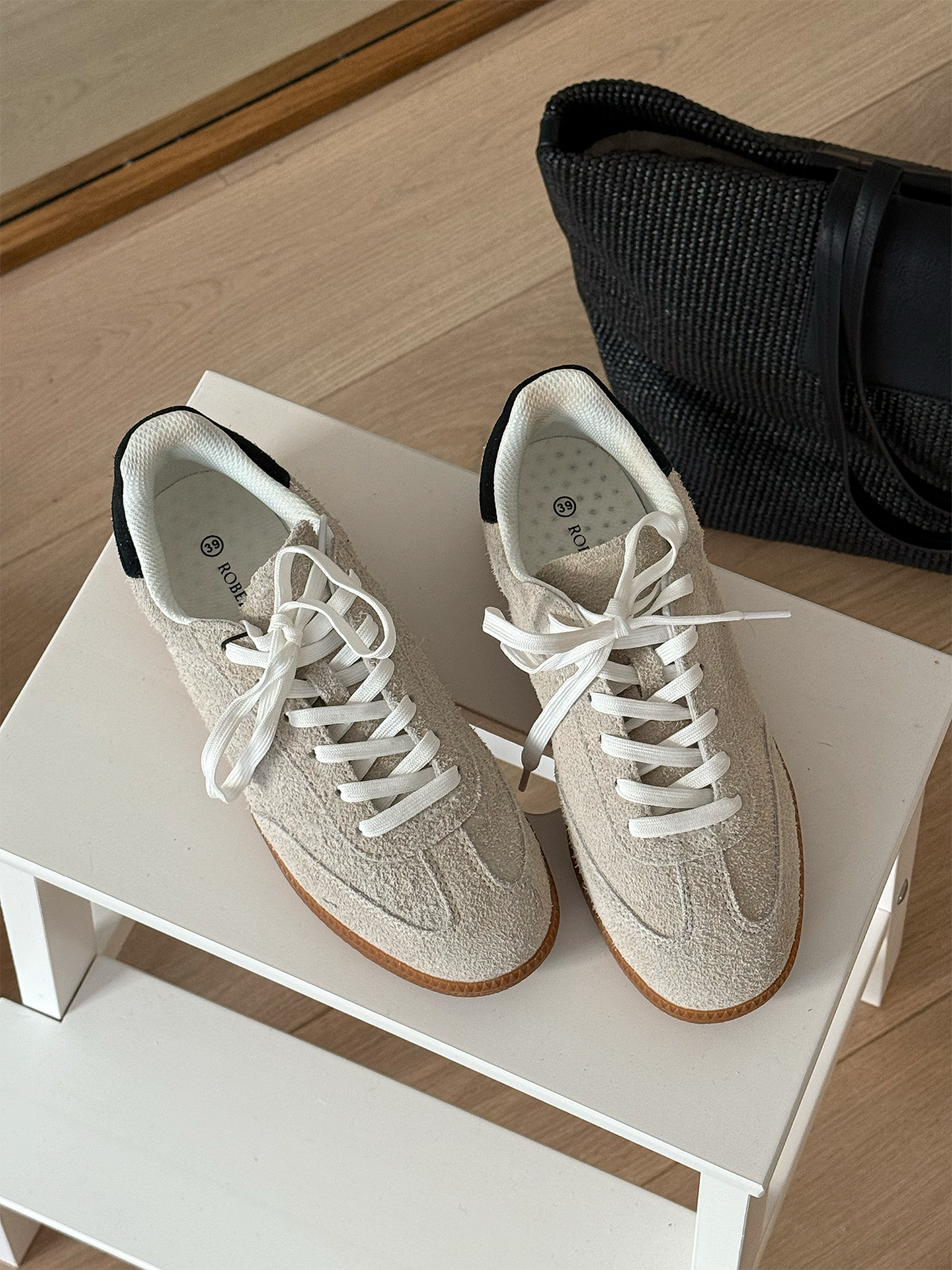 Ace Suede
