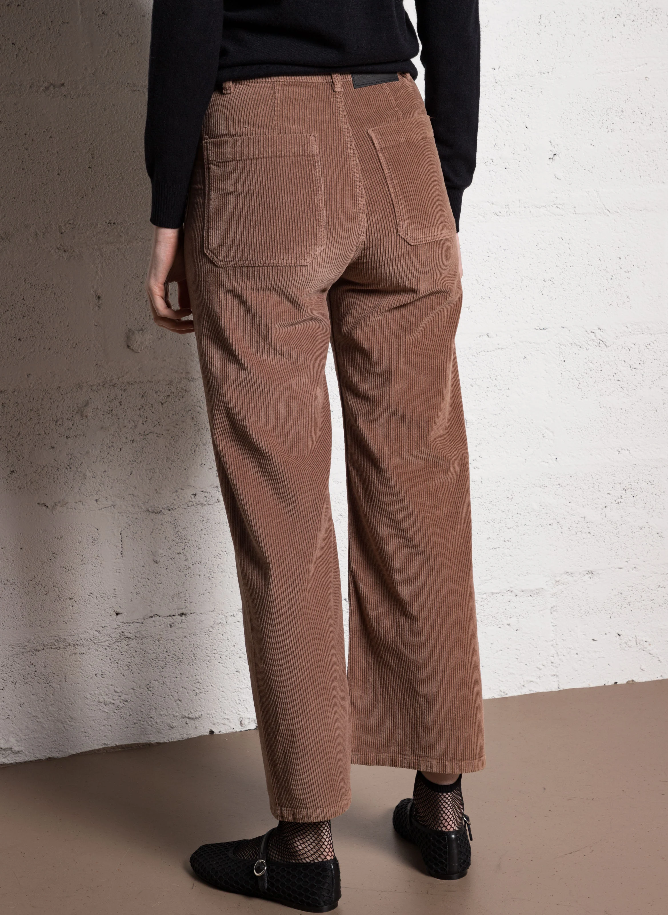 GIGI VELVET - Pantalon évasé en coton mélangé | Beige