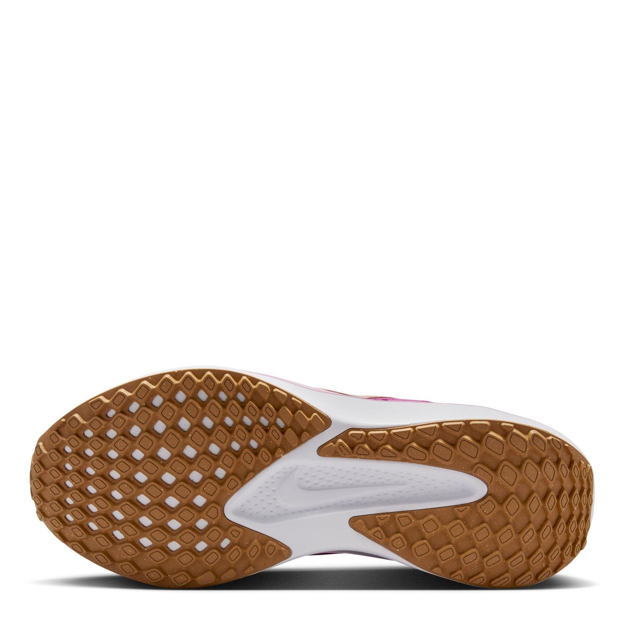 Nike Quest 6 Womens Road Running Shoes