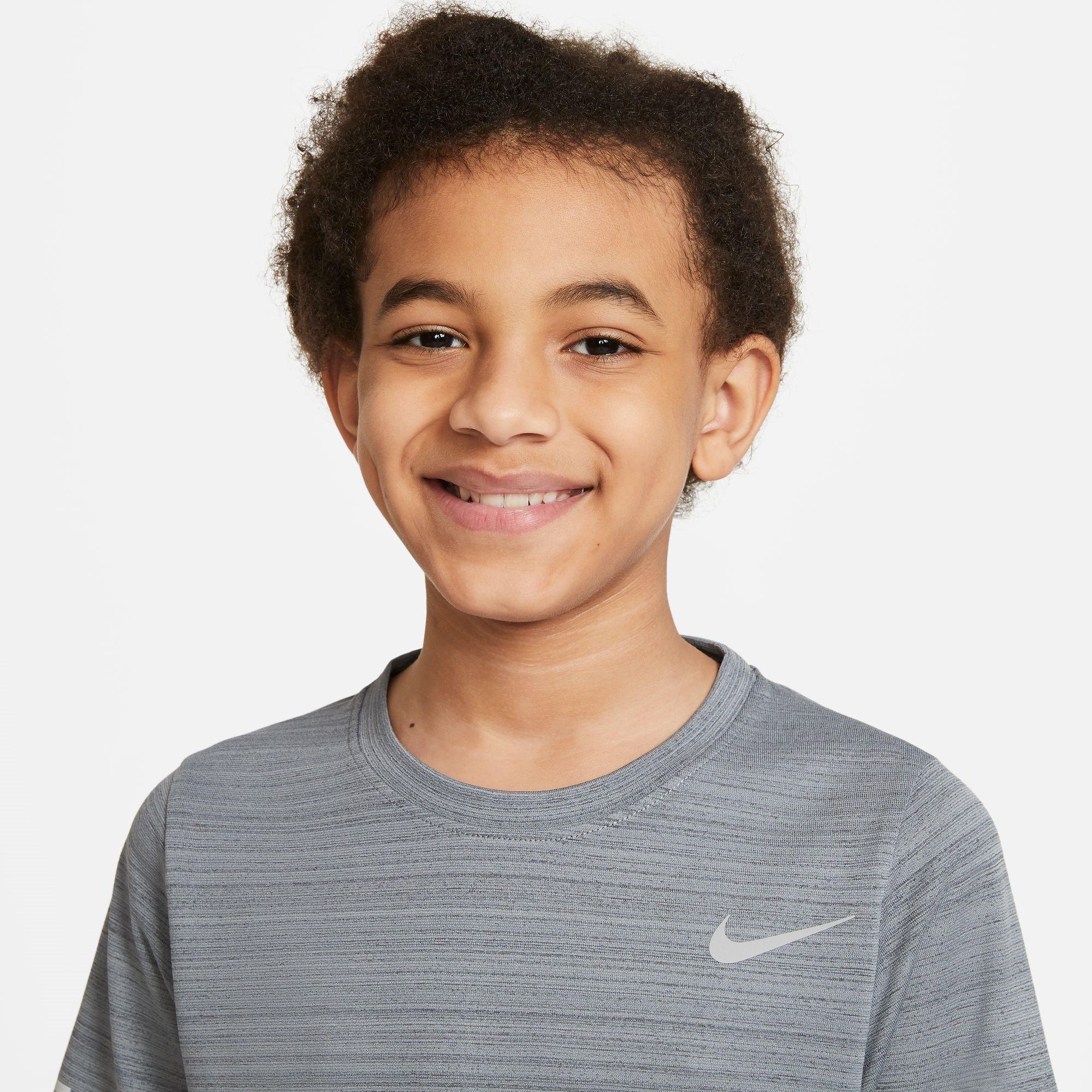 Nike Dri FIT Miler Big Kids(Boys) Training Top