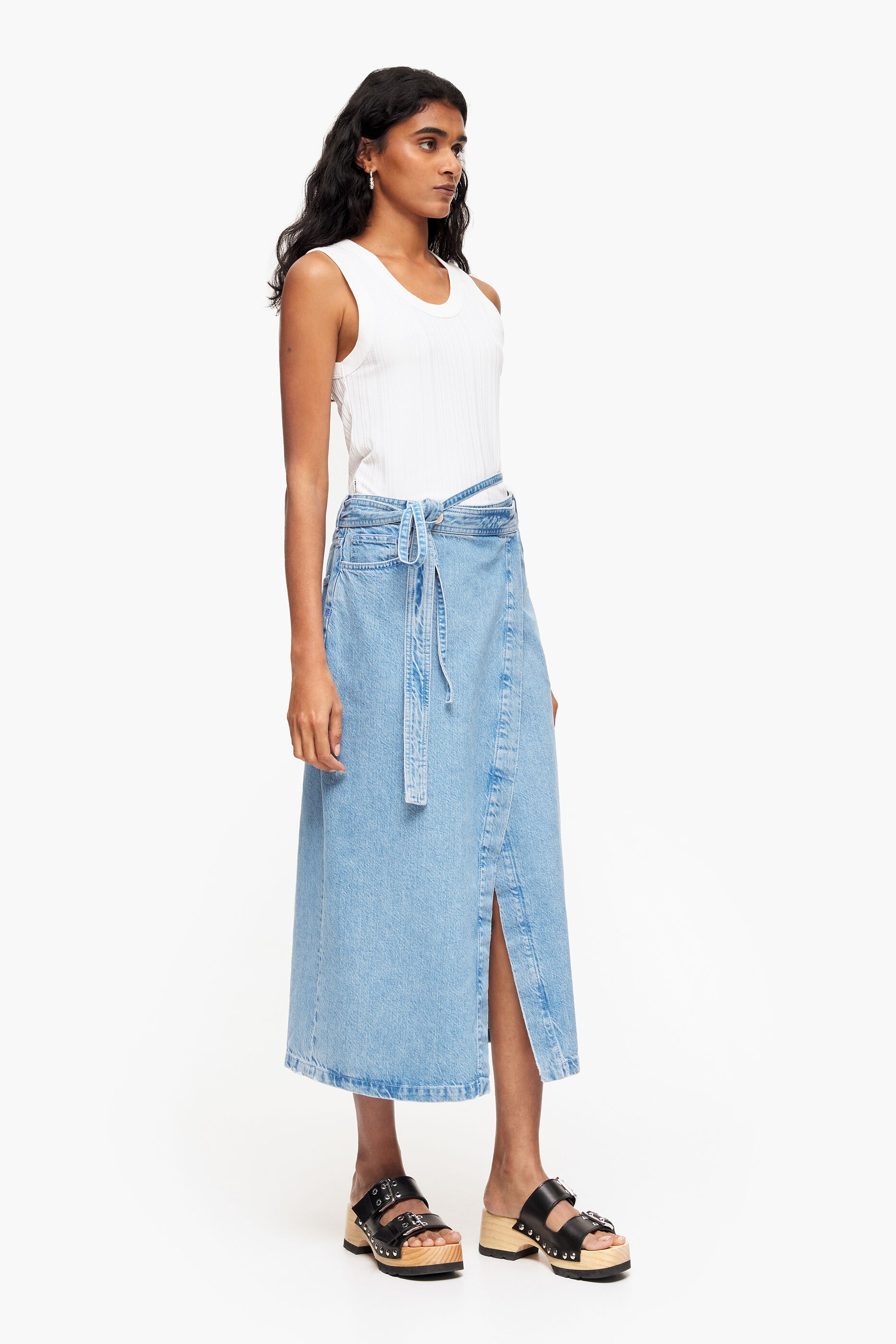 saia pareô midi em jeans azul