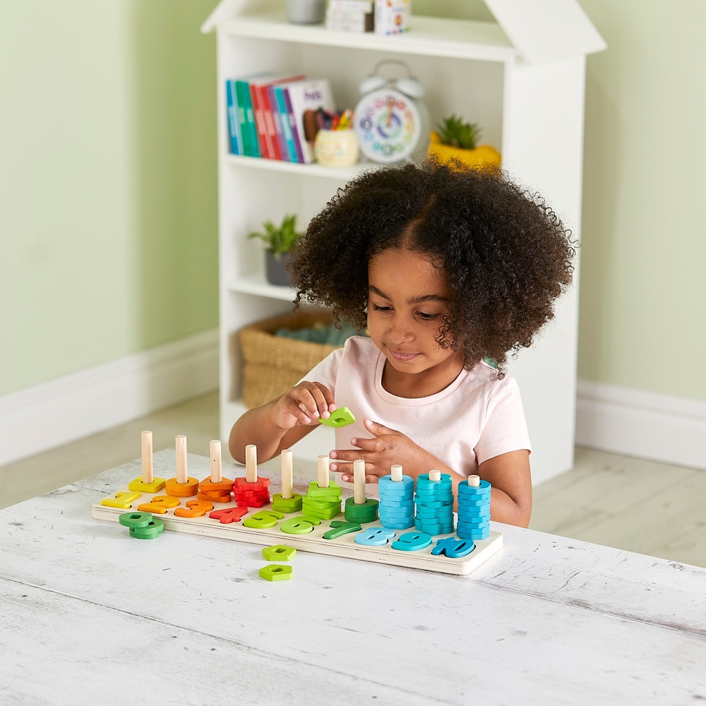 Eichhörnchen-Spielset aus Holz: Zähl- und Stapelset