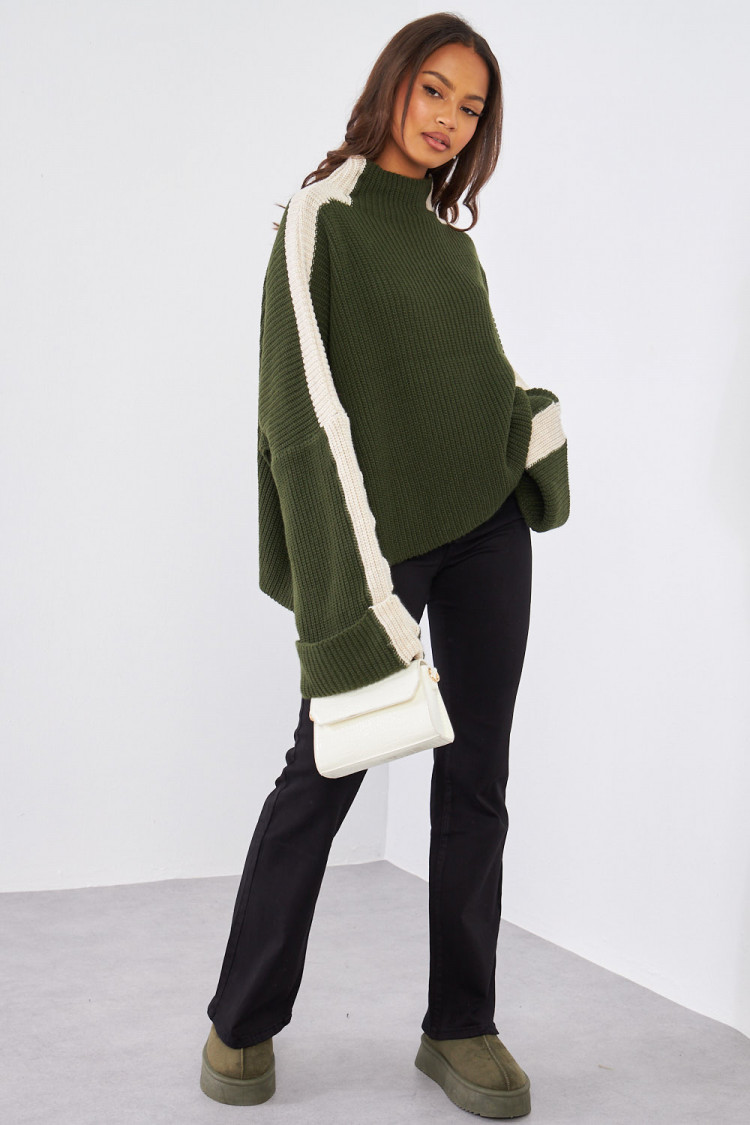 Pull kaki en maille bicolore