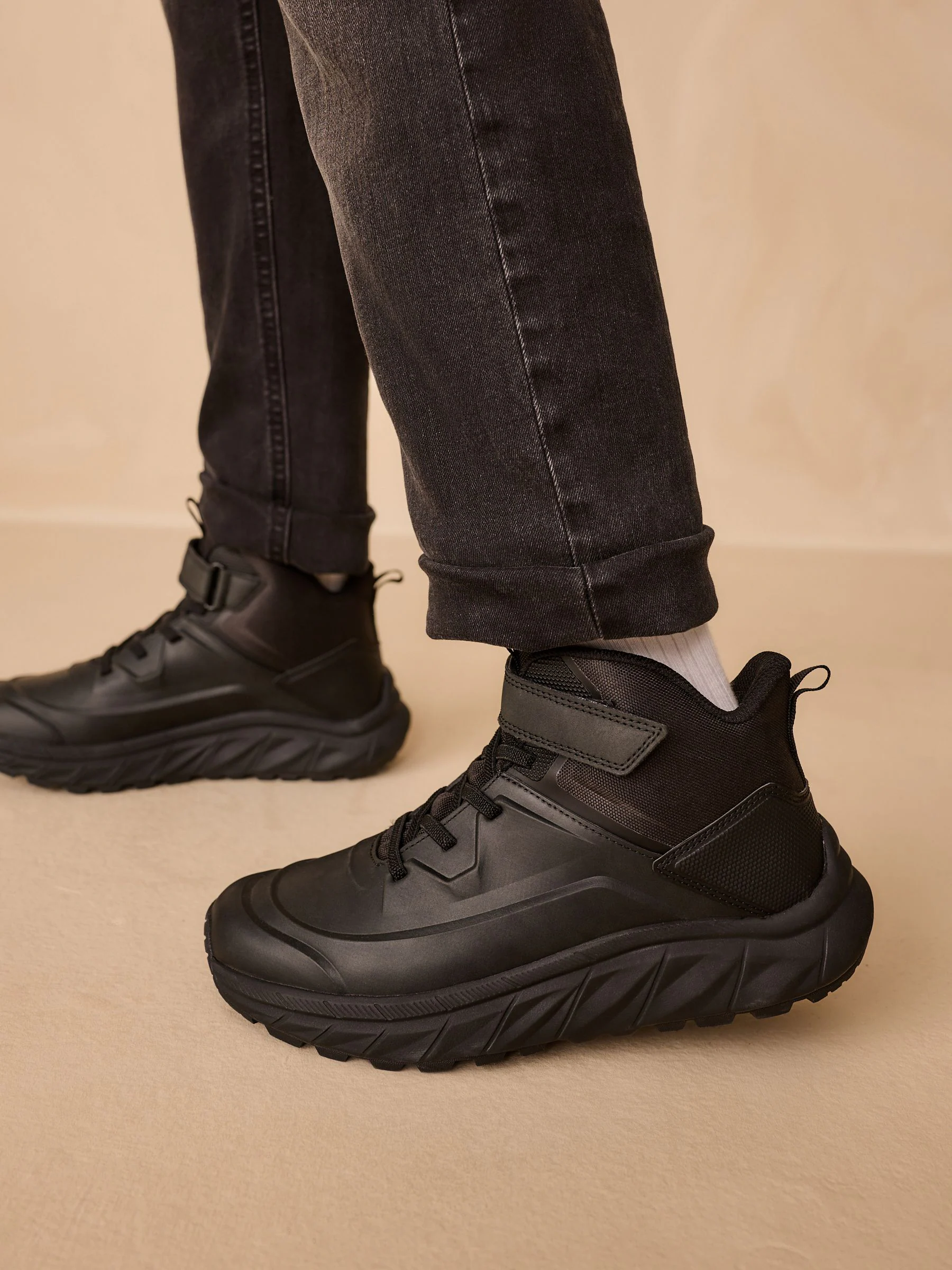 Zwart - Water Resistant Hiker Boots
