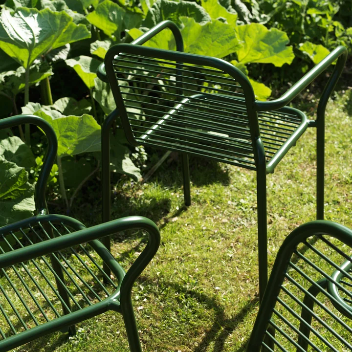 Normann Copenhagen - Vig Outdoor Armlehnstuhl, dunkelgrün