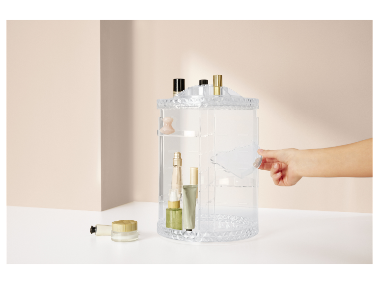 Make-up organizer