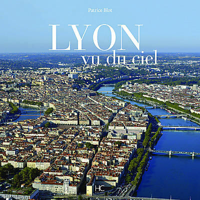 LYON VU DU CIEL