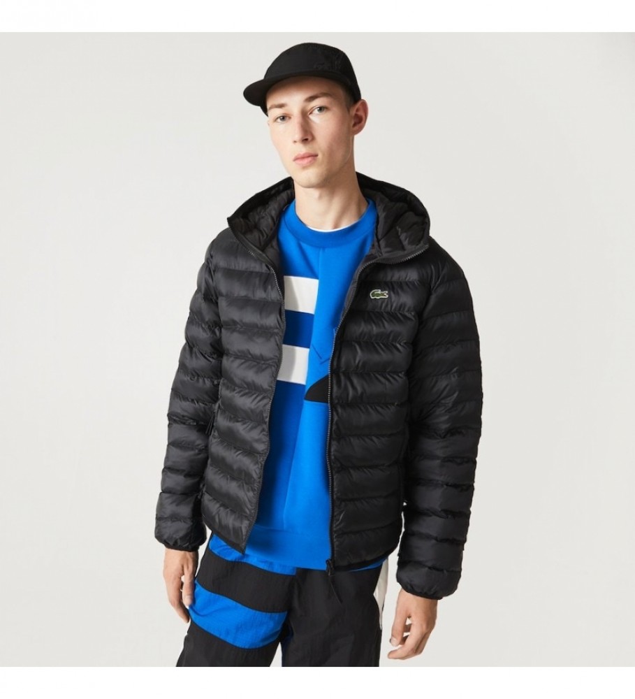 Jaqueta Lacoste acolchoada com capuz, preta