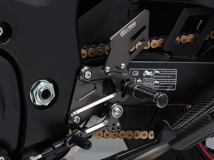 Commandes reculées Yoshimura réglables X-Tread