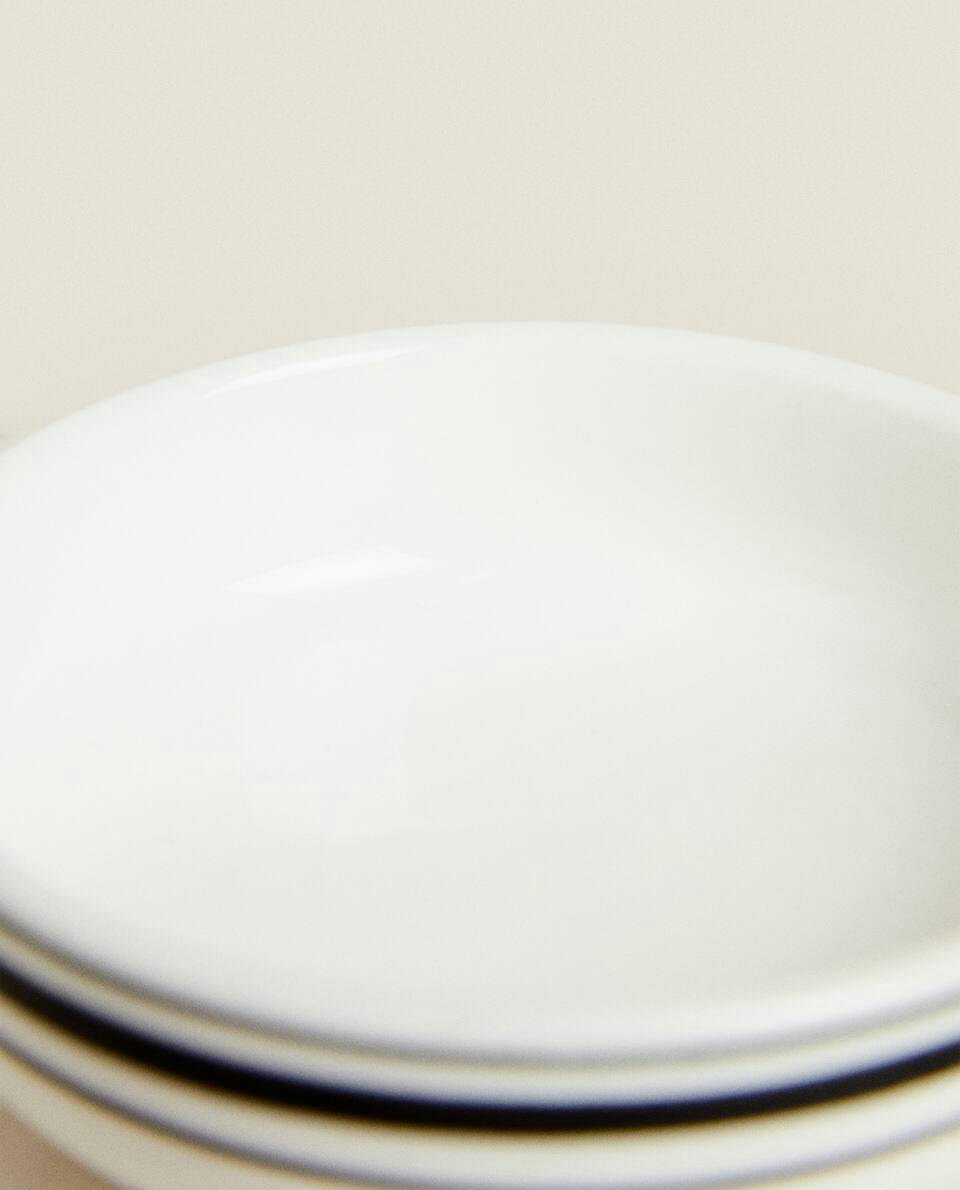Tigela de grés com linhas