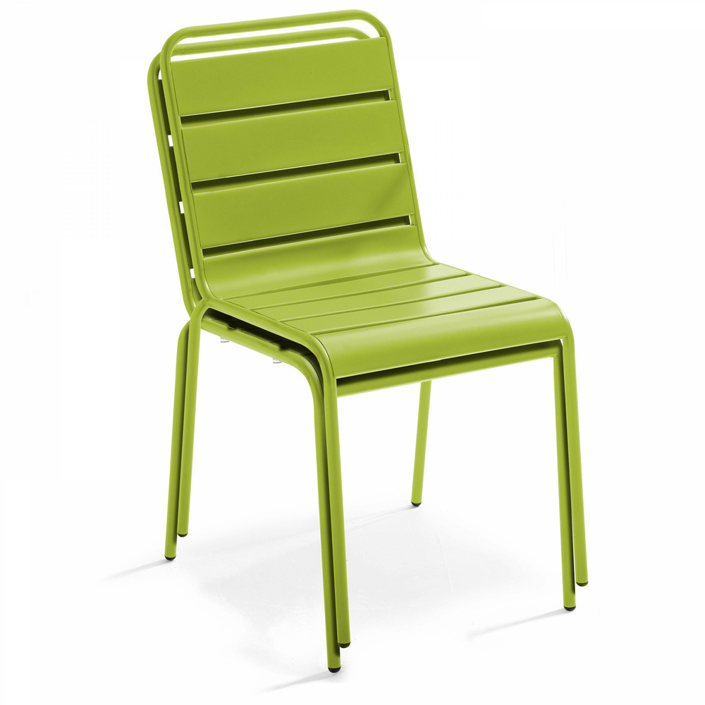 Chaise en métal vert