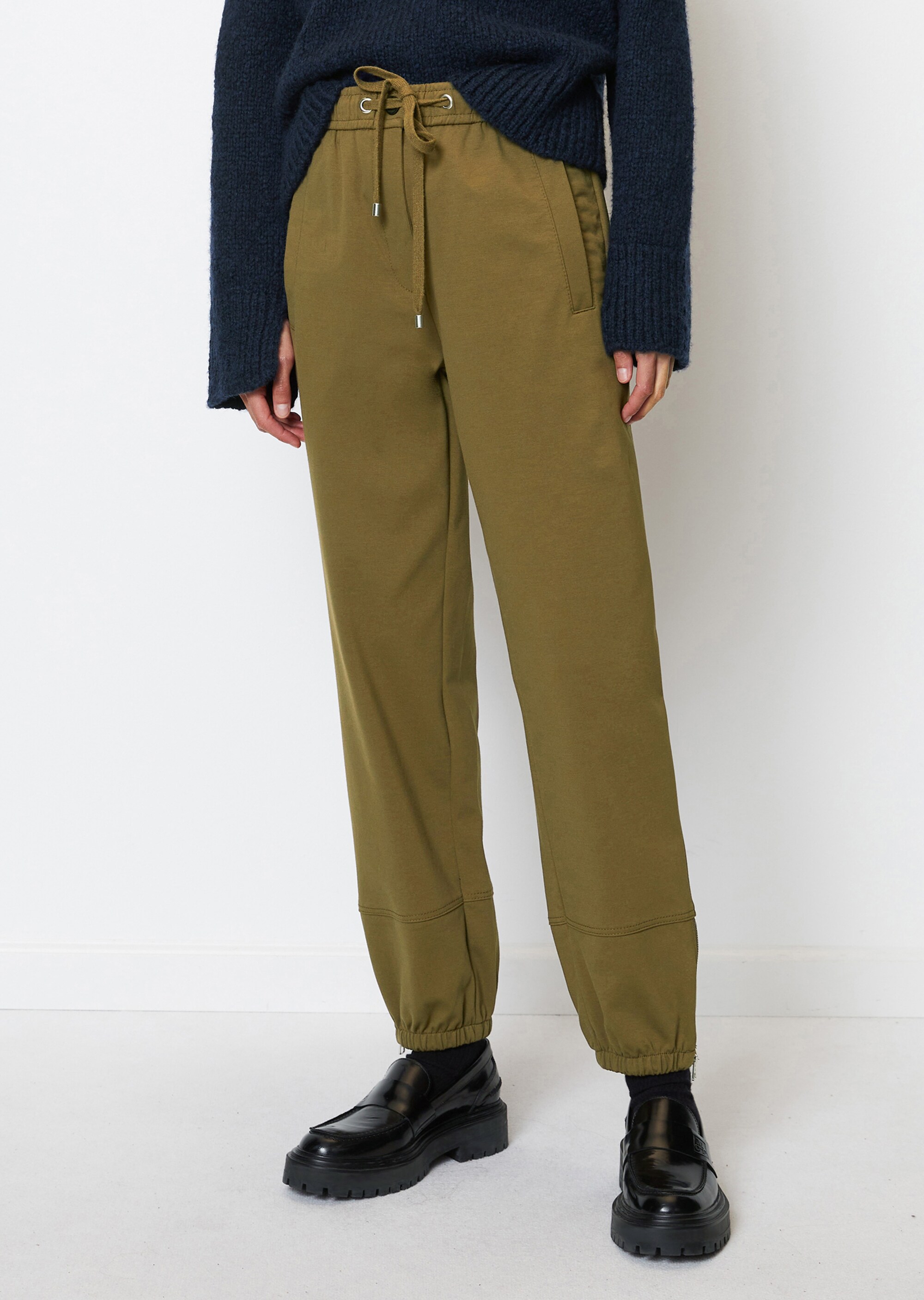 Joggpants loose aus Interlock-Jersey