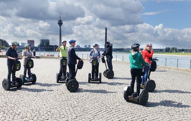 Segway Tour in Düsseldorf als Geschenkidee