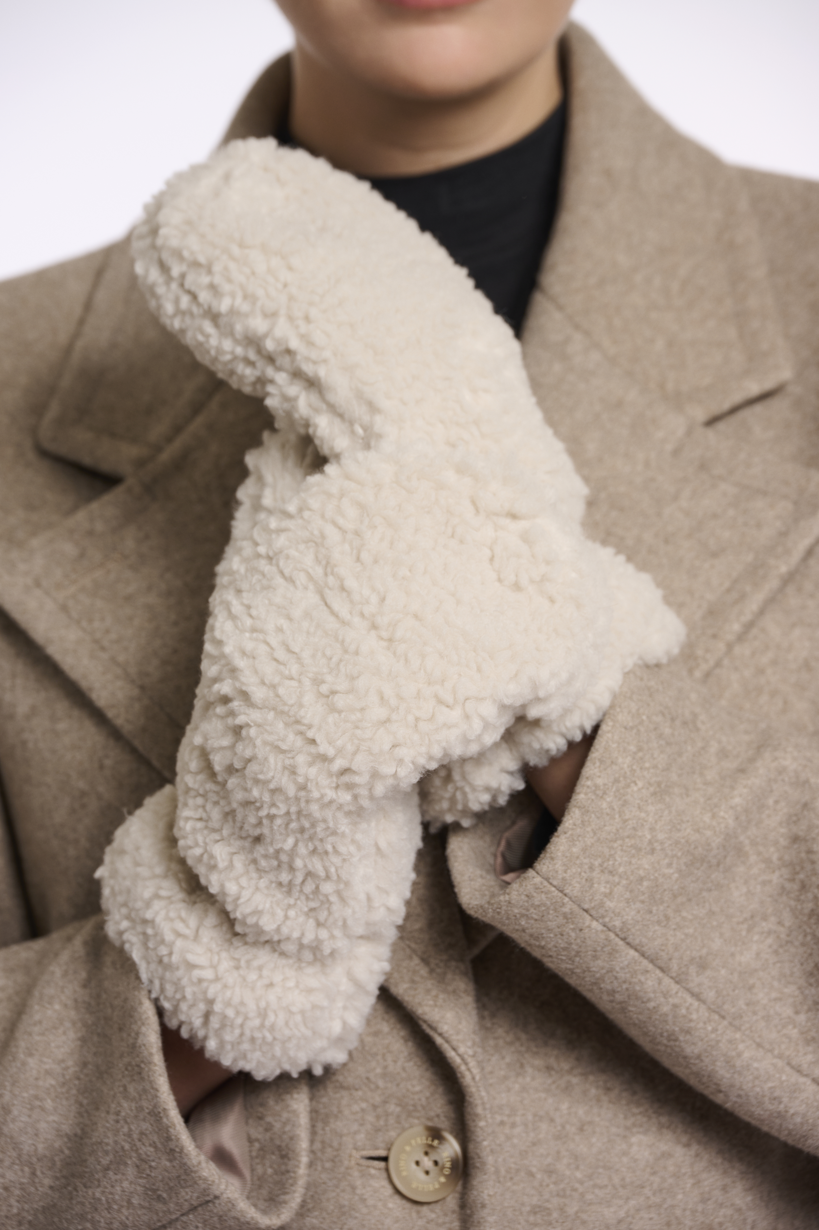 Rino & Pelle - Aleida Teddy Gloves - Birch