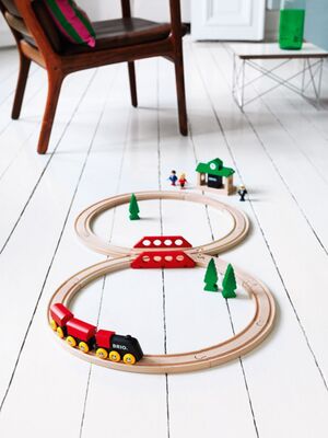 BRIO 33028 Togbane Klassisk 8-Tall