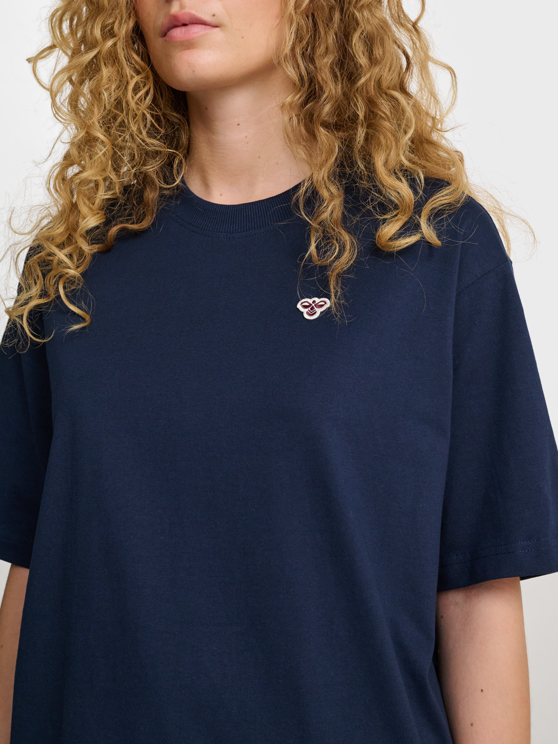 hmlLOOSE T-SHIRT BEE S/S