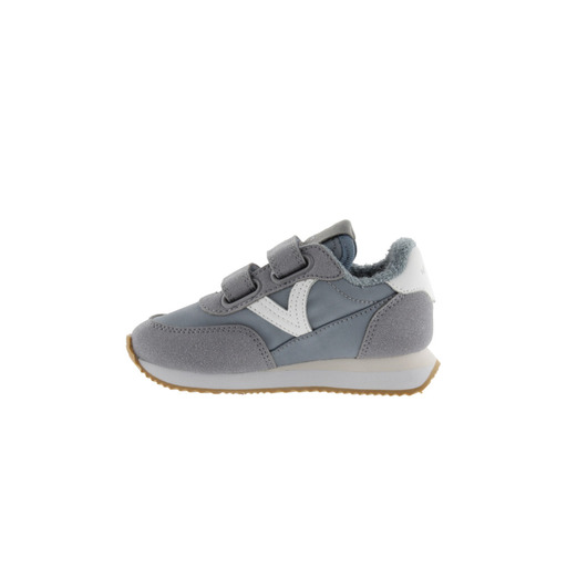 Tênis infantil Victoria Astro em nylon com detalhes em tom sobre tom e fechamento duplo em velcro.