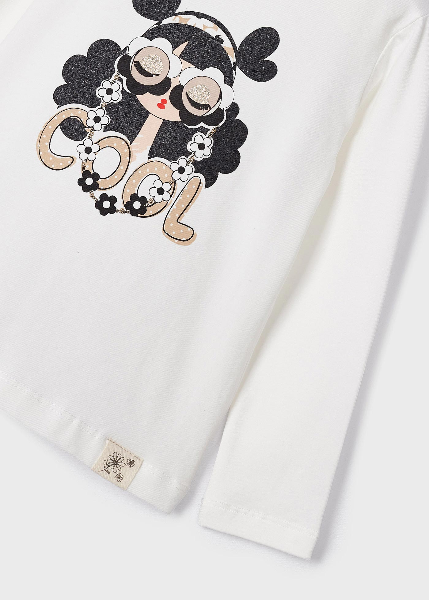 Camiseta de manga comprida para meninas, feita de algodão sustentável.