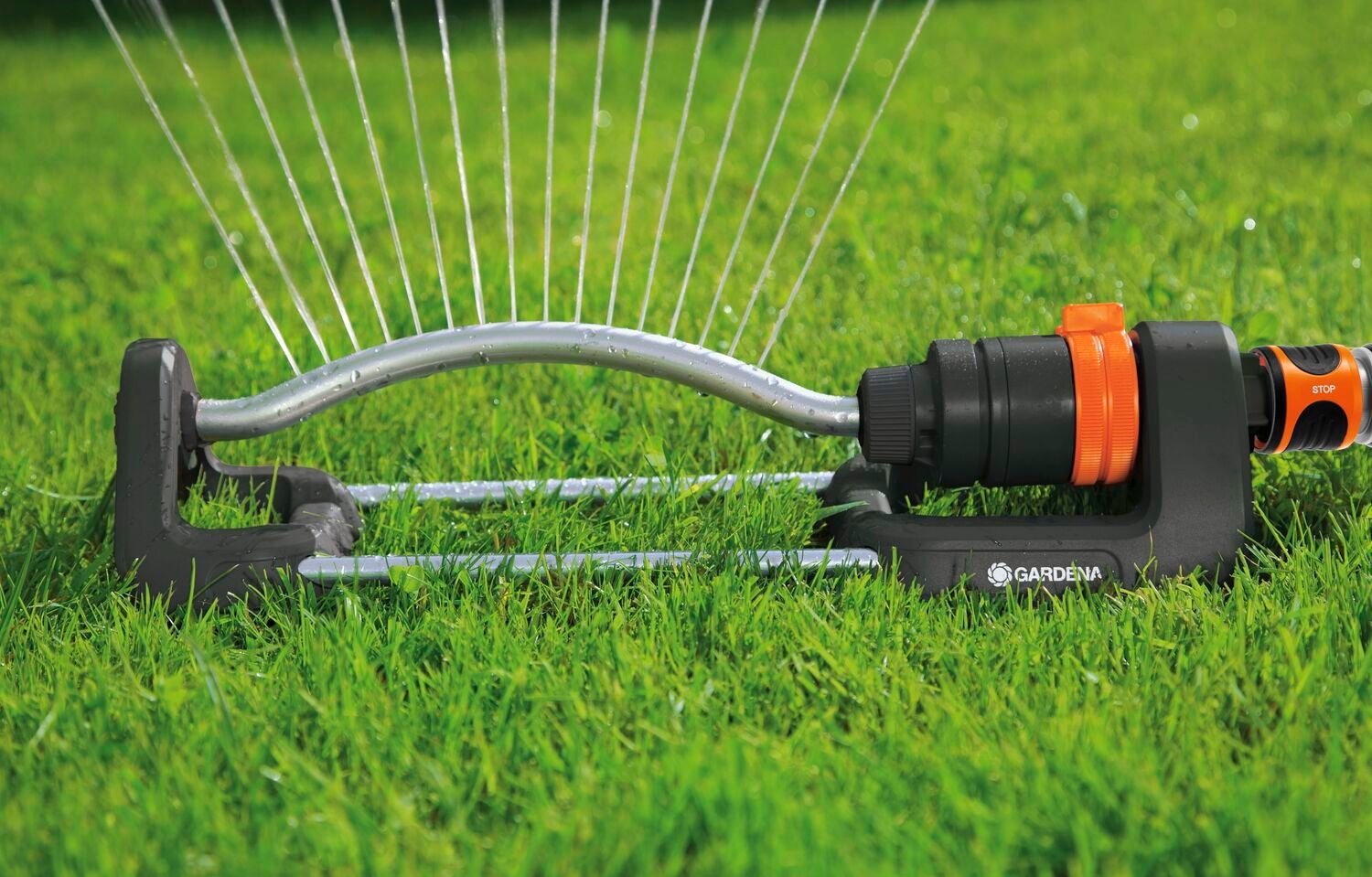 Gardena zwenksproeier Aqua S