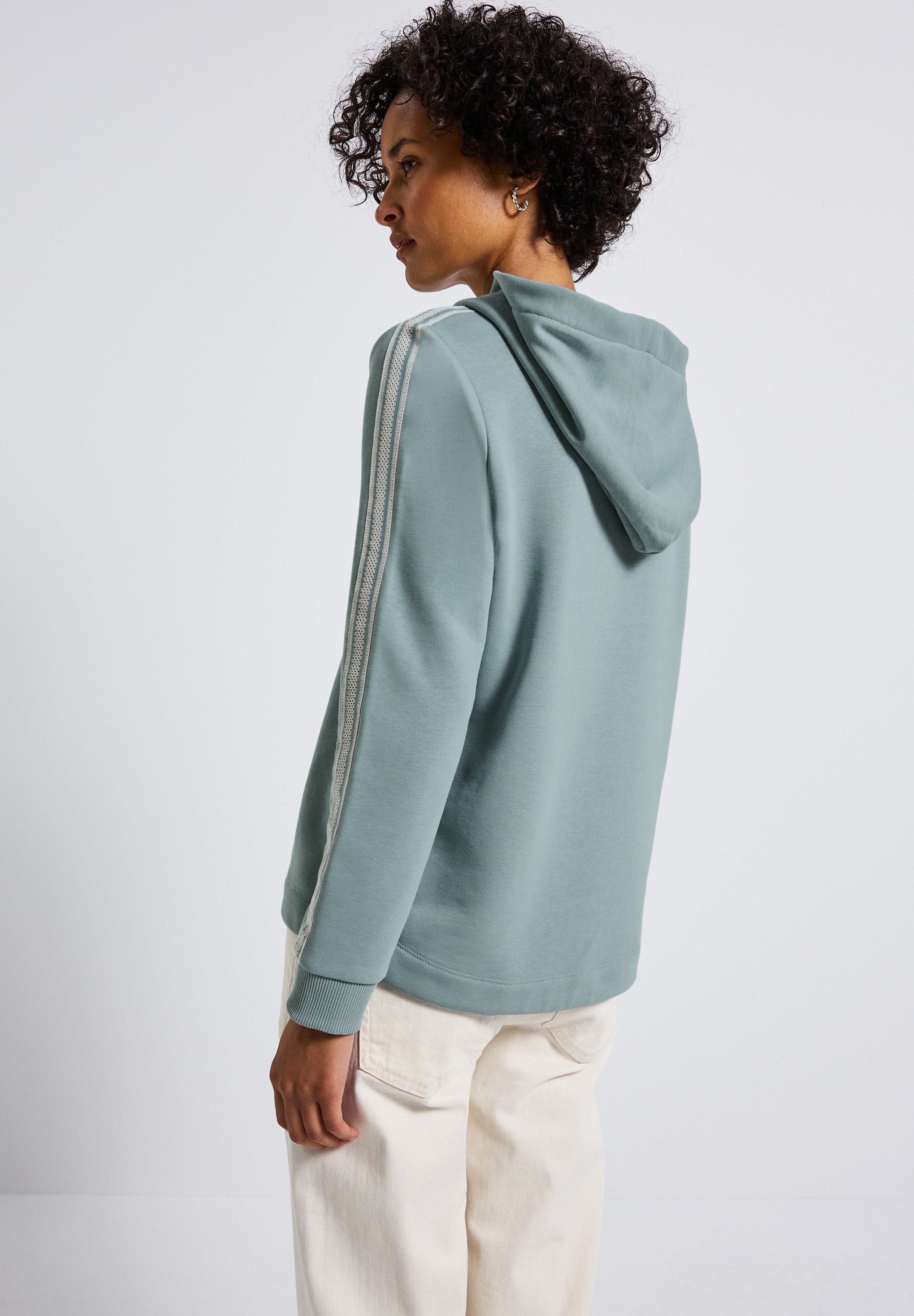 STREET ONE Hoodie , mit Gallonstreifen und Tunnelzug am Saum