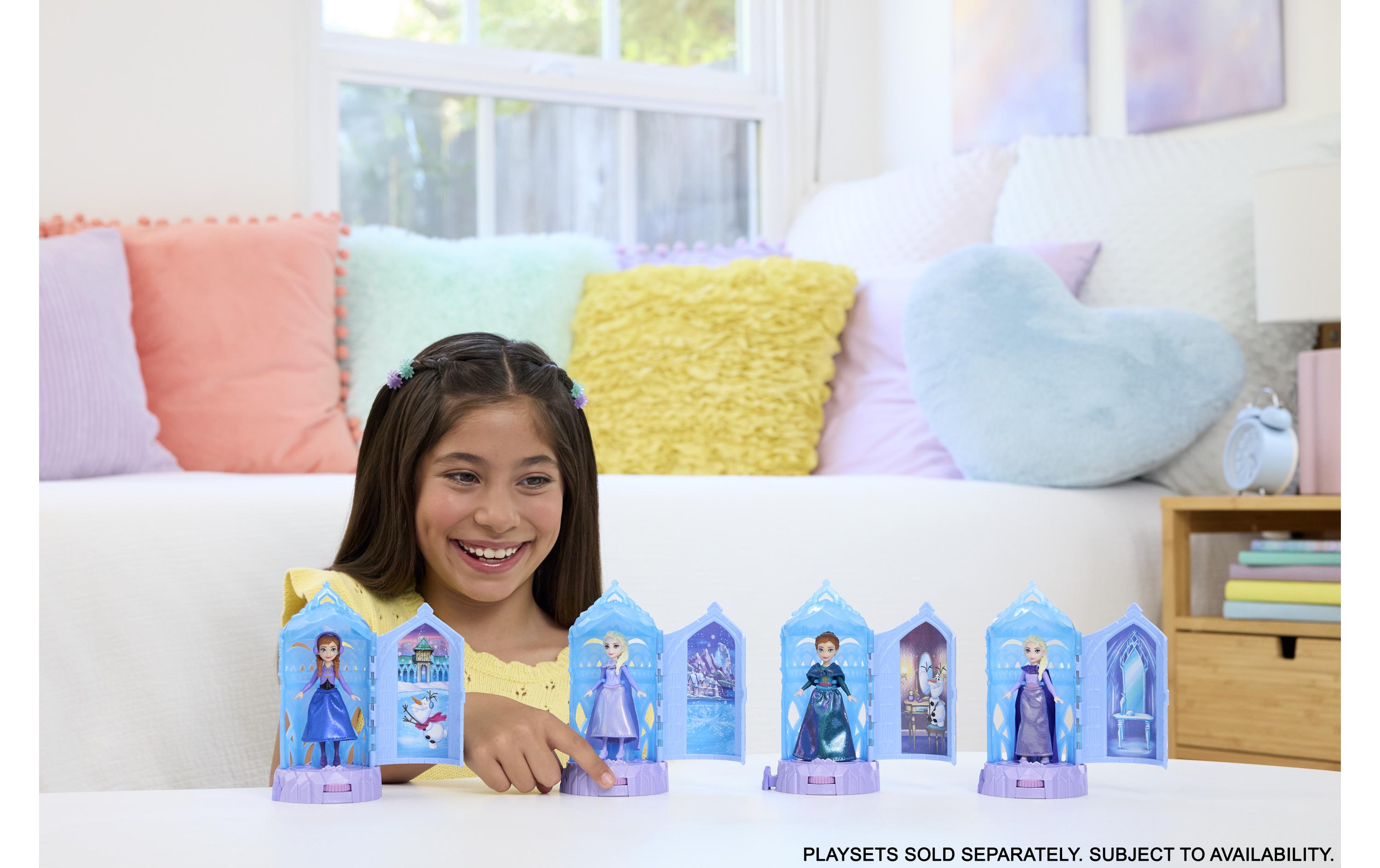 Spielset Eiskönigin Eisschloss-DrehüberraschungSpielset mit kleiner Puppe