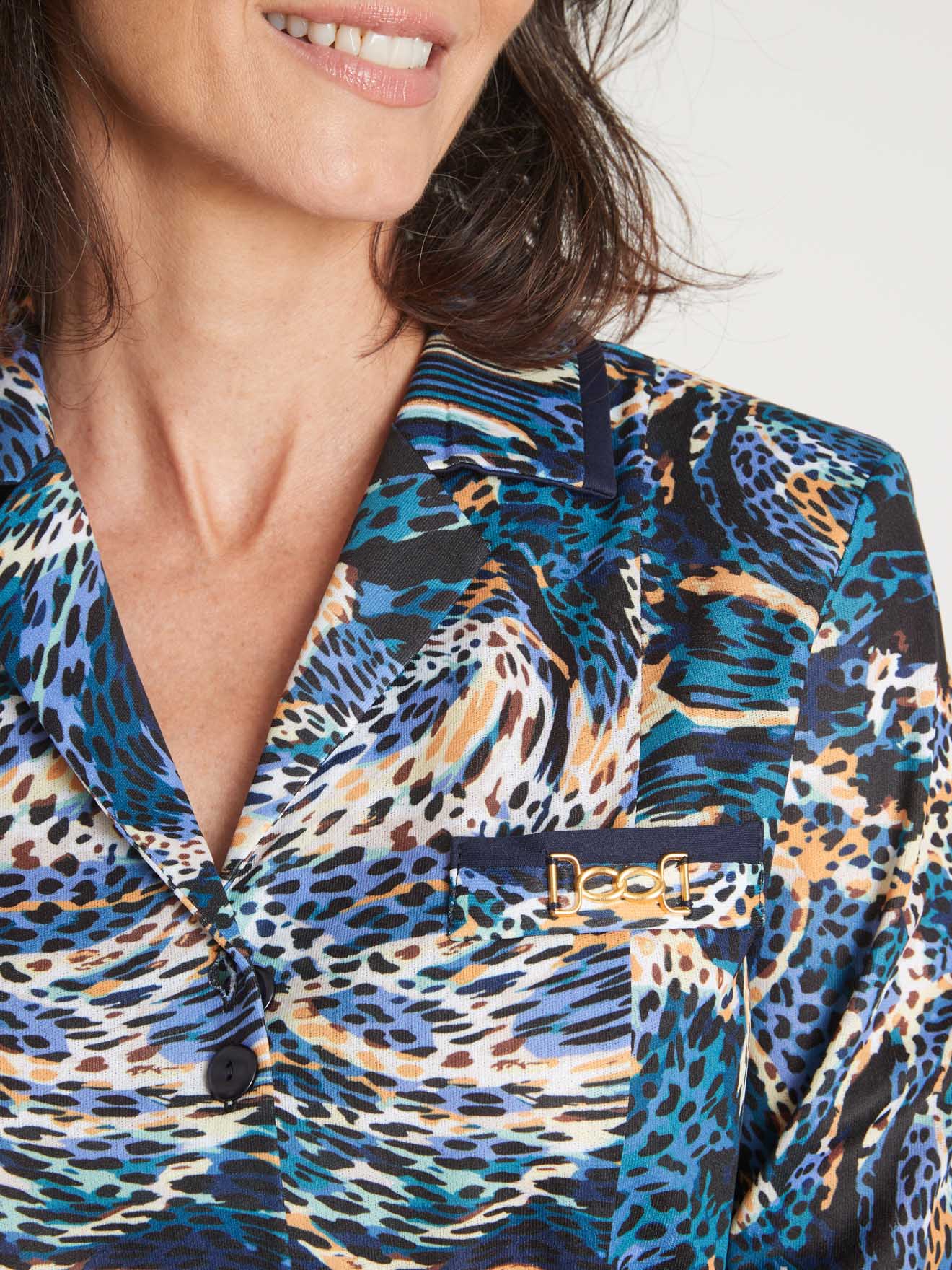 Robe toute boutonnée en maille