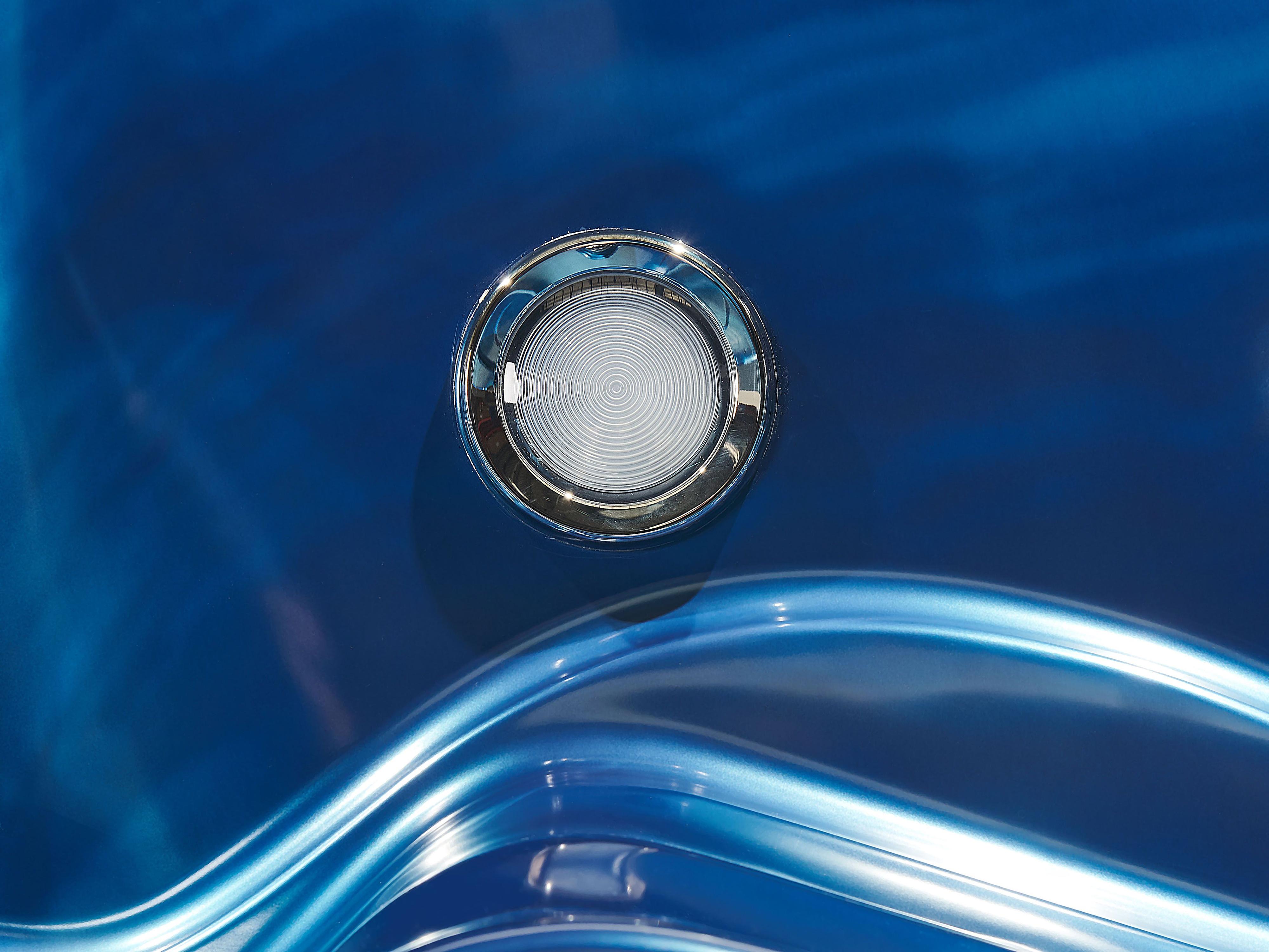 Buiten hottub met LED TULAROSA Blauw