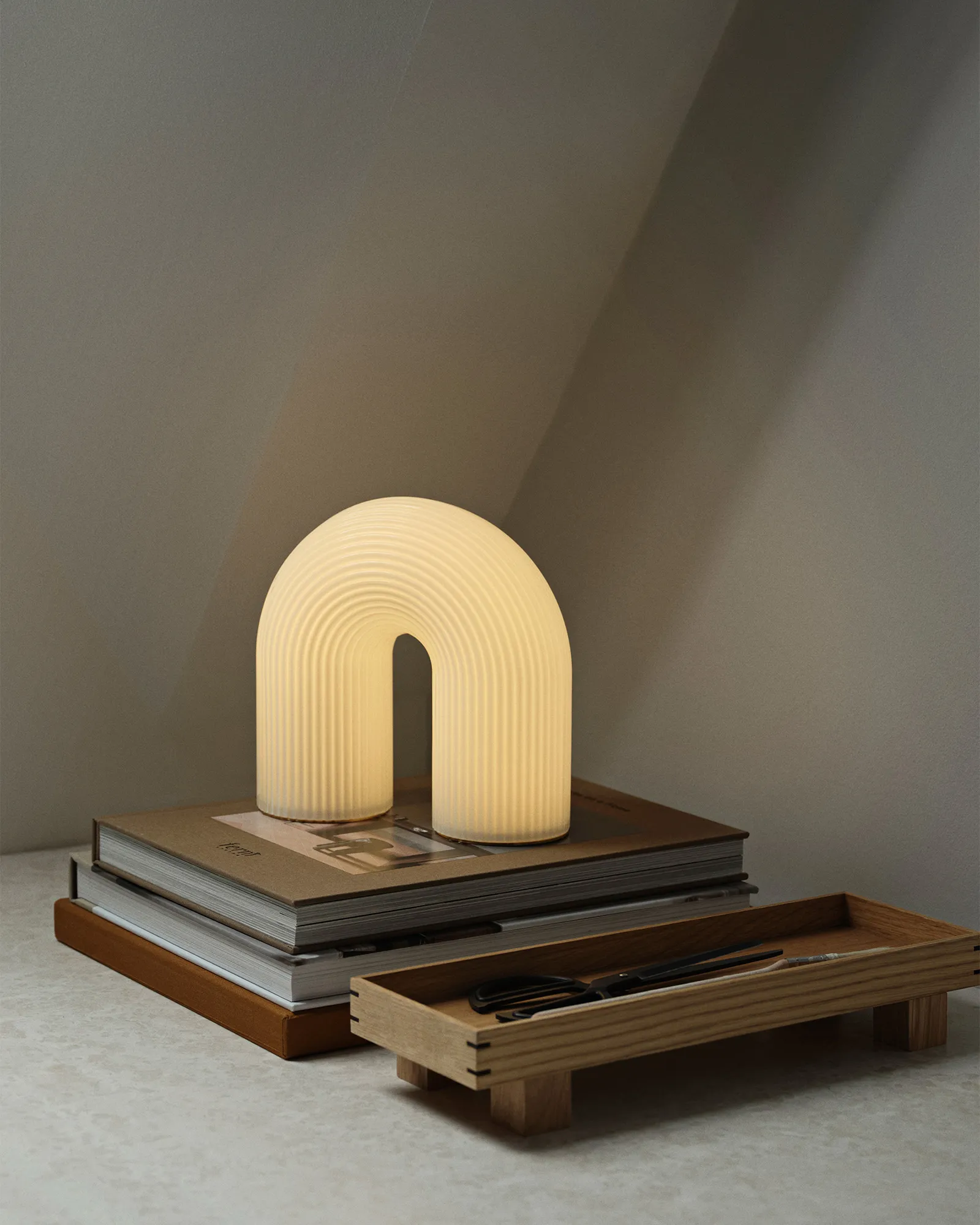ferm LIVING Vuelta Table Lamp - EU PLUG