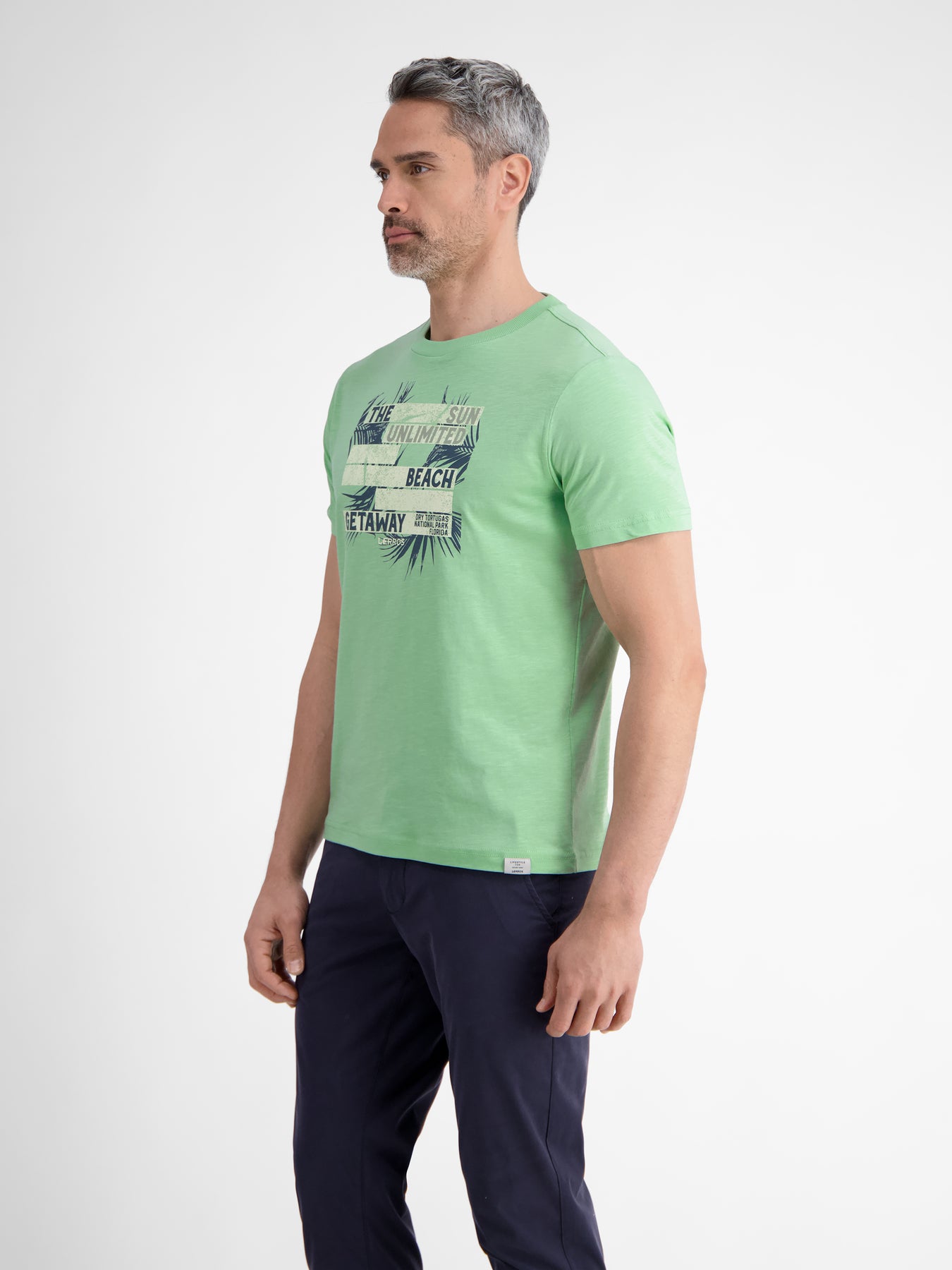 Herren T-Shirt mit sommerlichem Brustprint