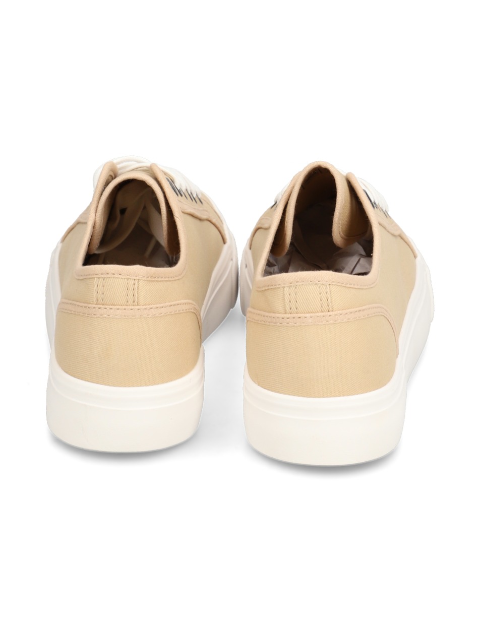 Canvas Sneaker