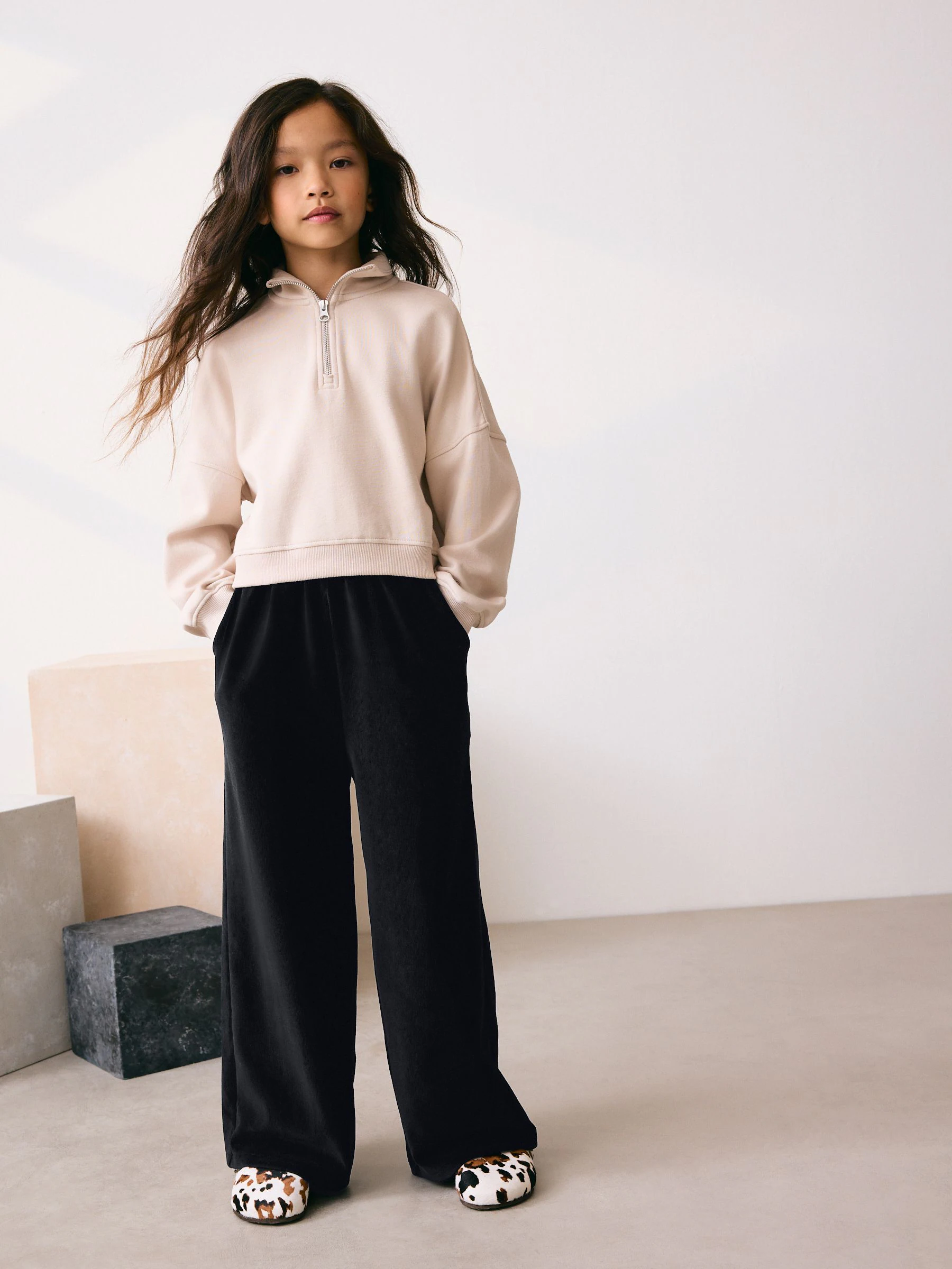 Zwart - Cord Wide Leg Trousers (3-16yrs)