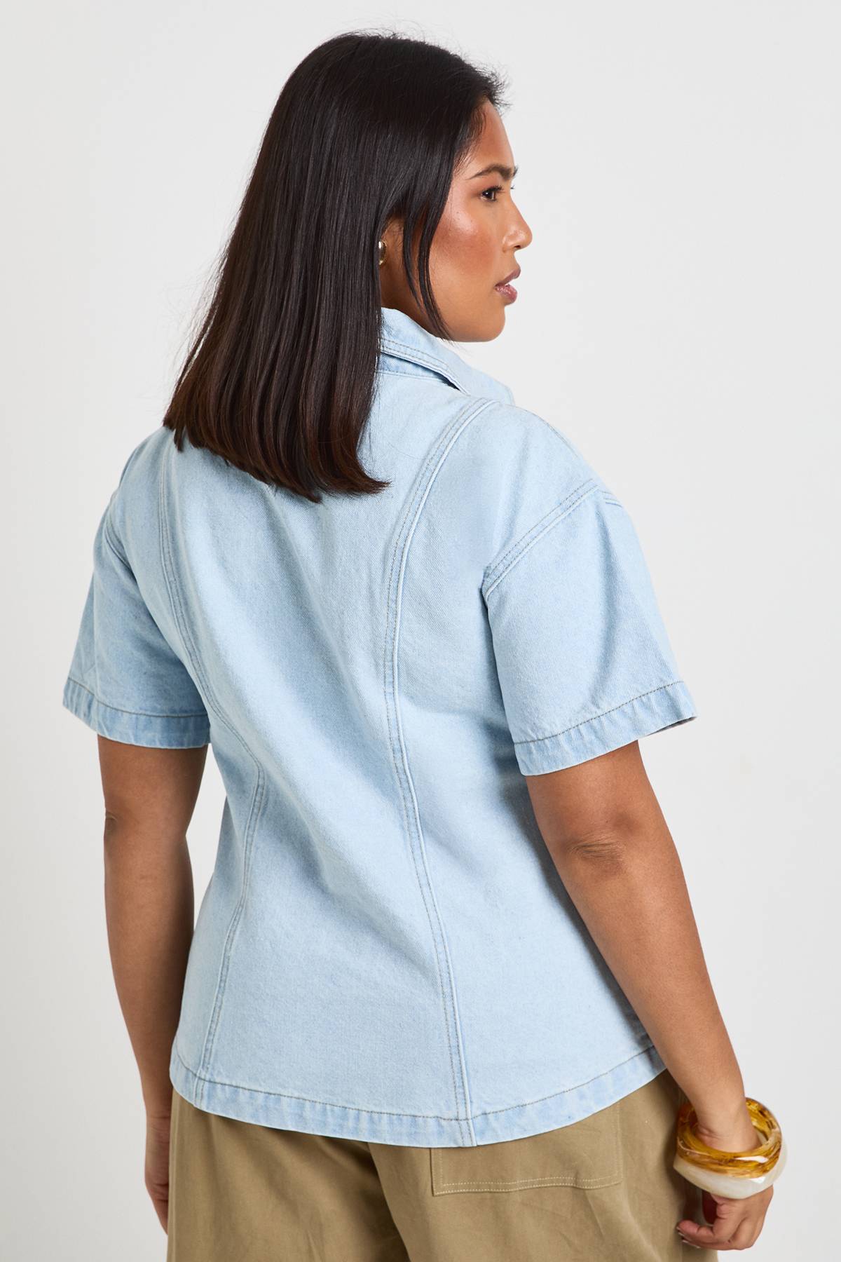 boohoo Chemise Ample En Denim À Manches Courtes Grande Taille