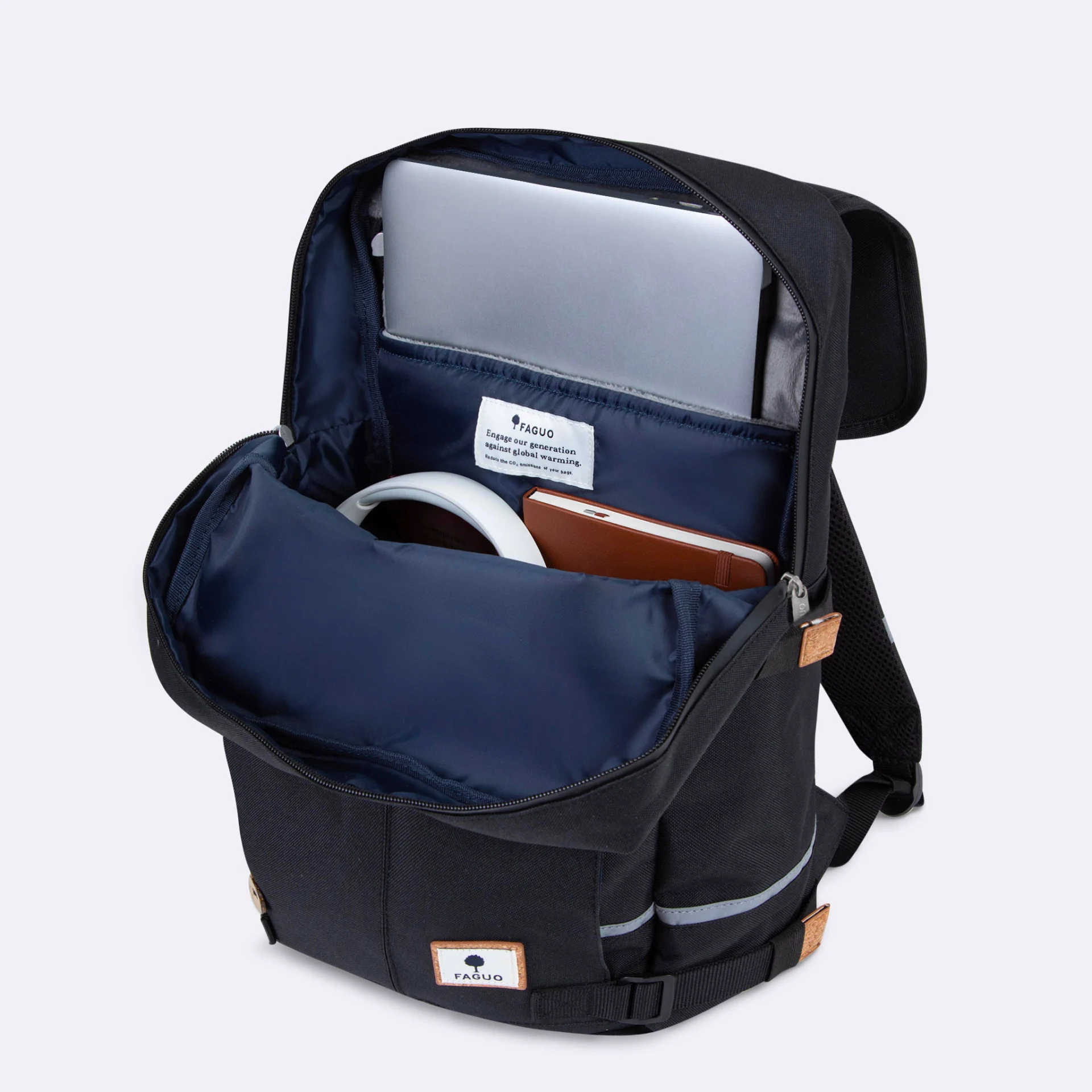 Sac à dos noir végan en polyester recyclé - modèle Commuter
