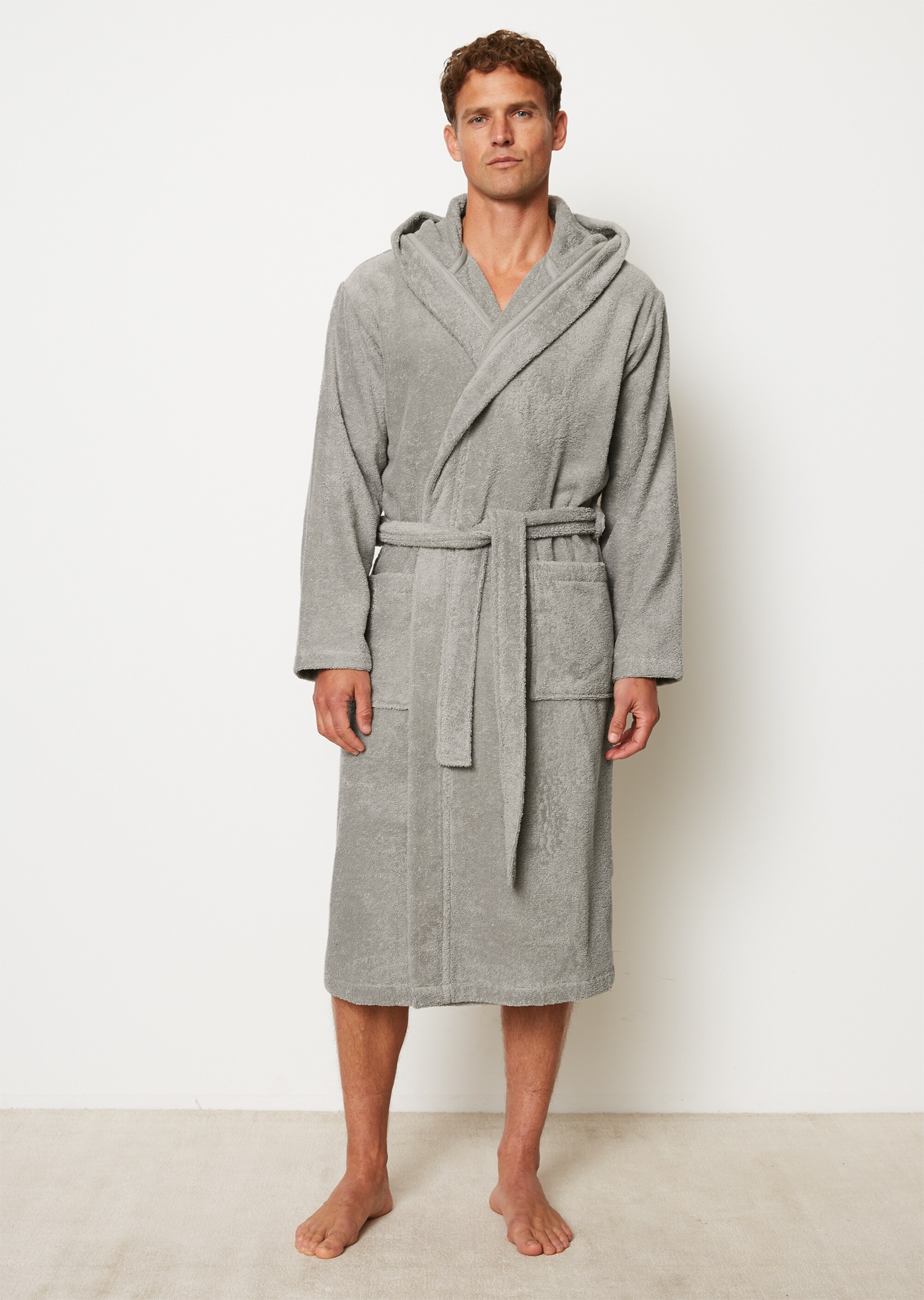 Herren-Bademantel Modell TIMELESS mit Kapuze