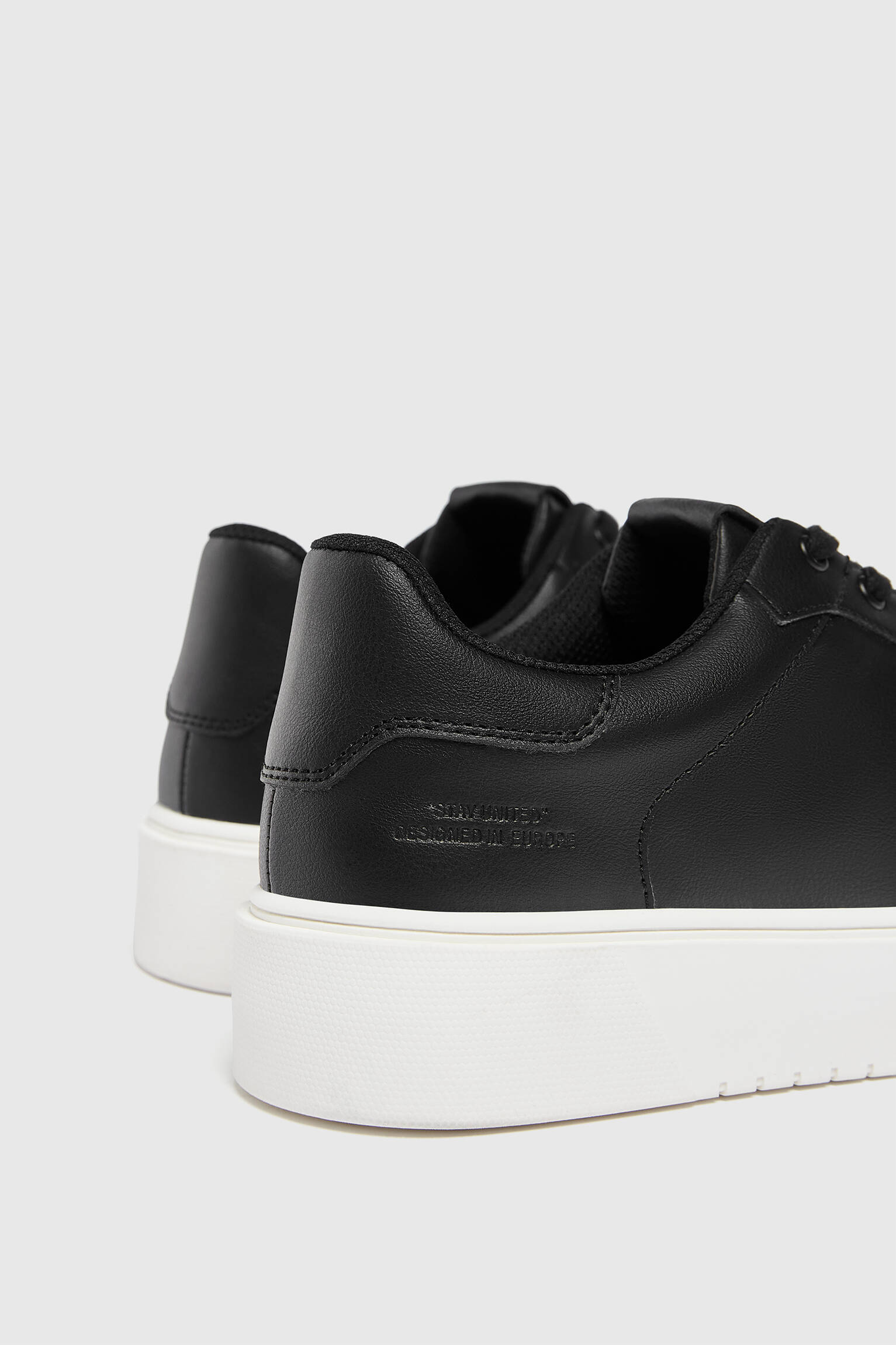 TÊNIS CASUAL COM VOLUME - PRETO