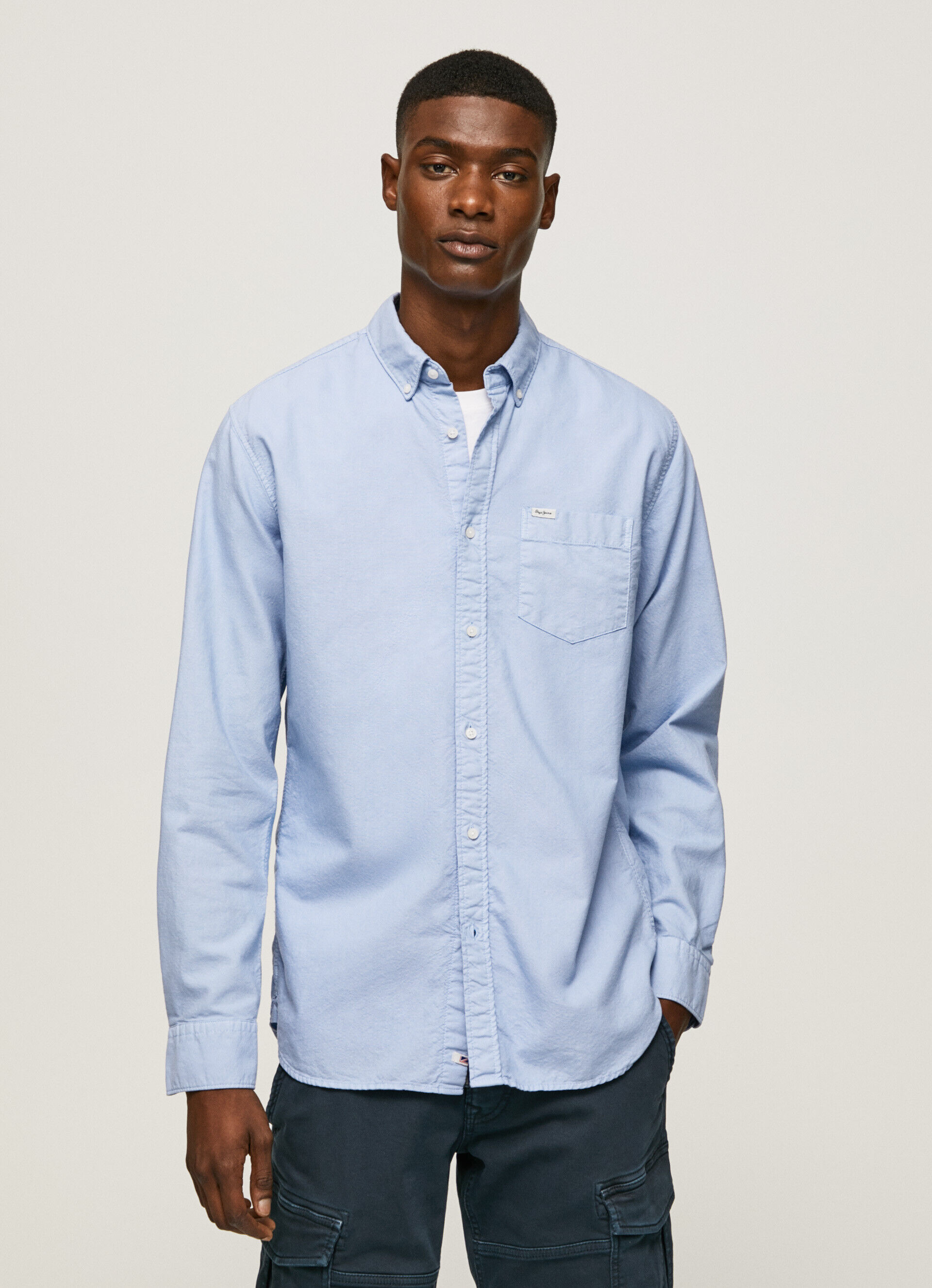Camisa Oxford de corte regular - azul claro
