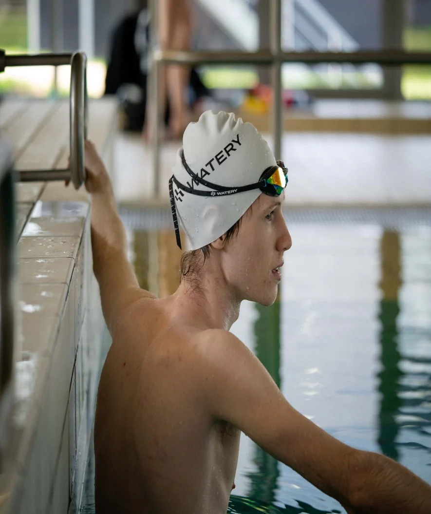 Watery Elite svømmebriller - Poseidon Ultra Mirror - Sort/guld