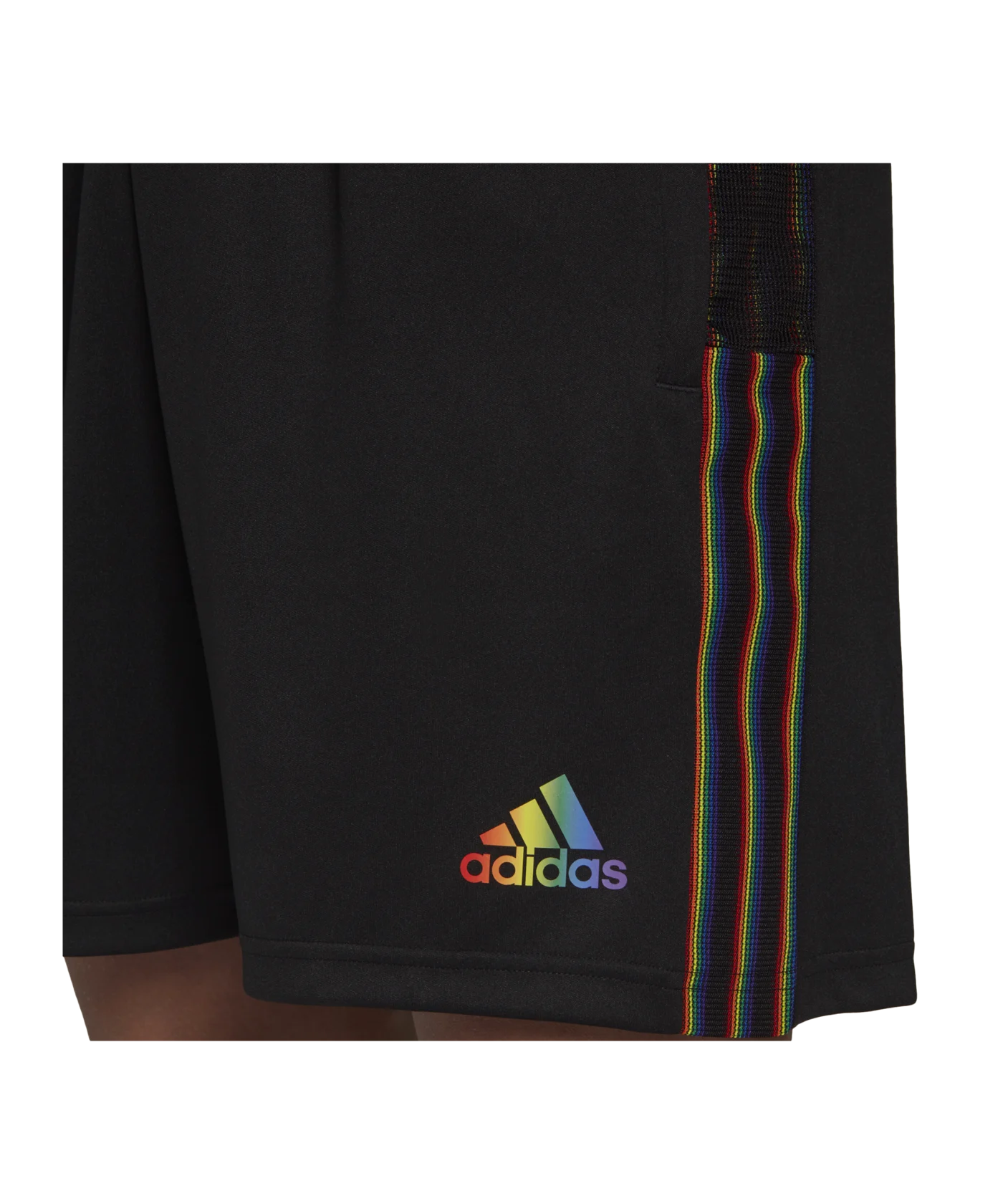 adidas House of Tiro Pride Short Schwarz