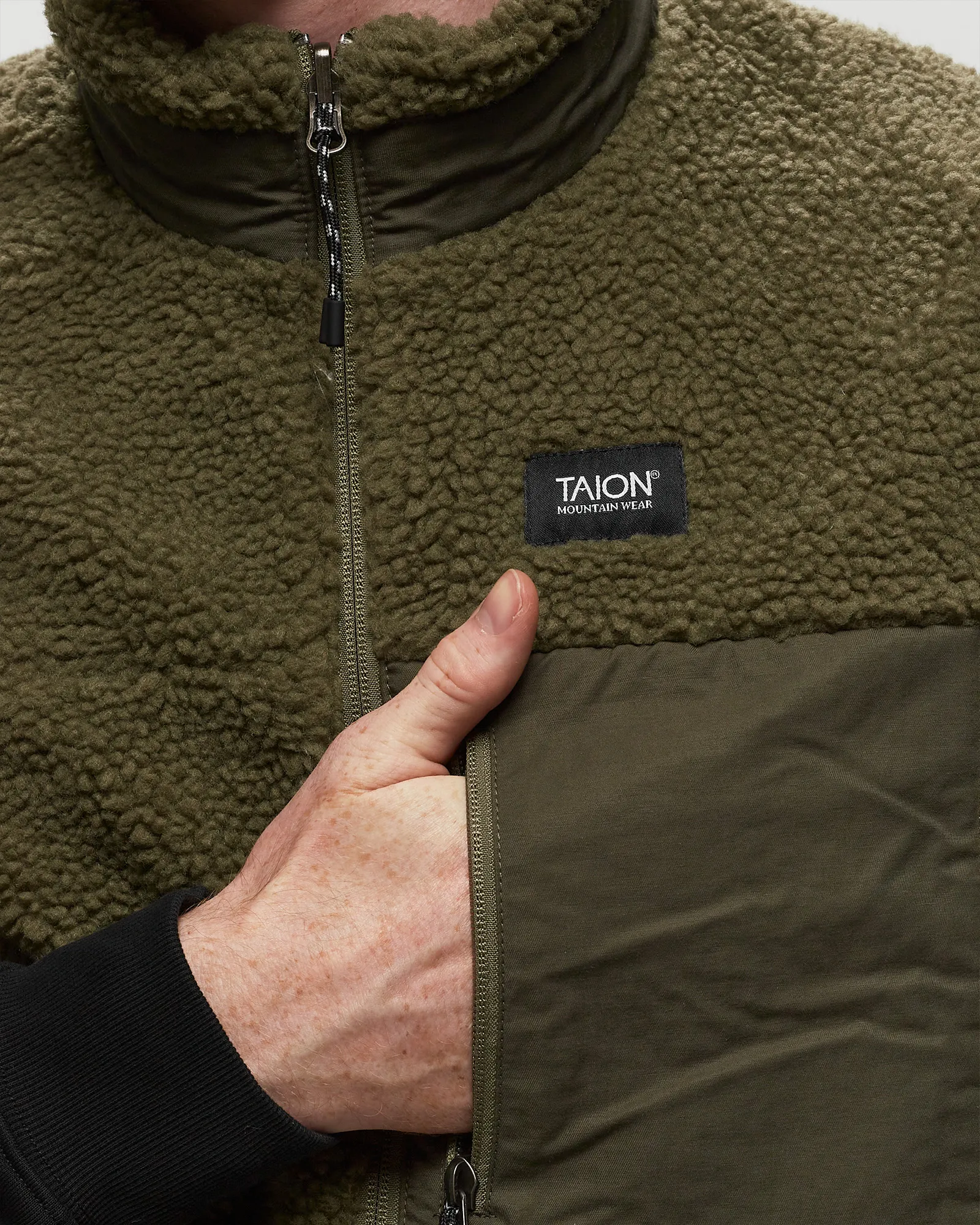 Taion DOWN X BOA REVERSIBLE VEST