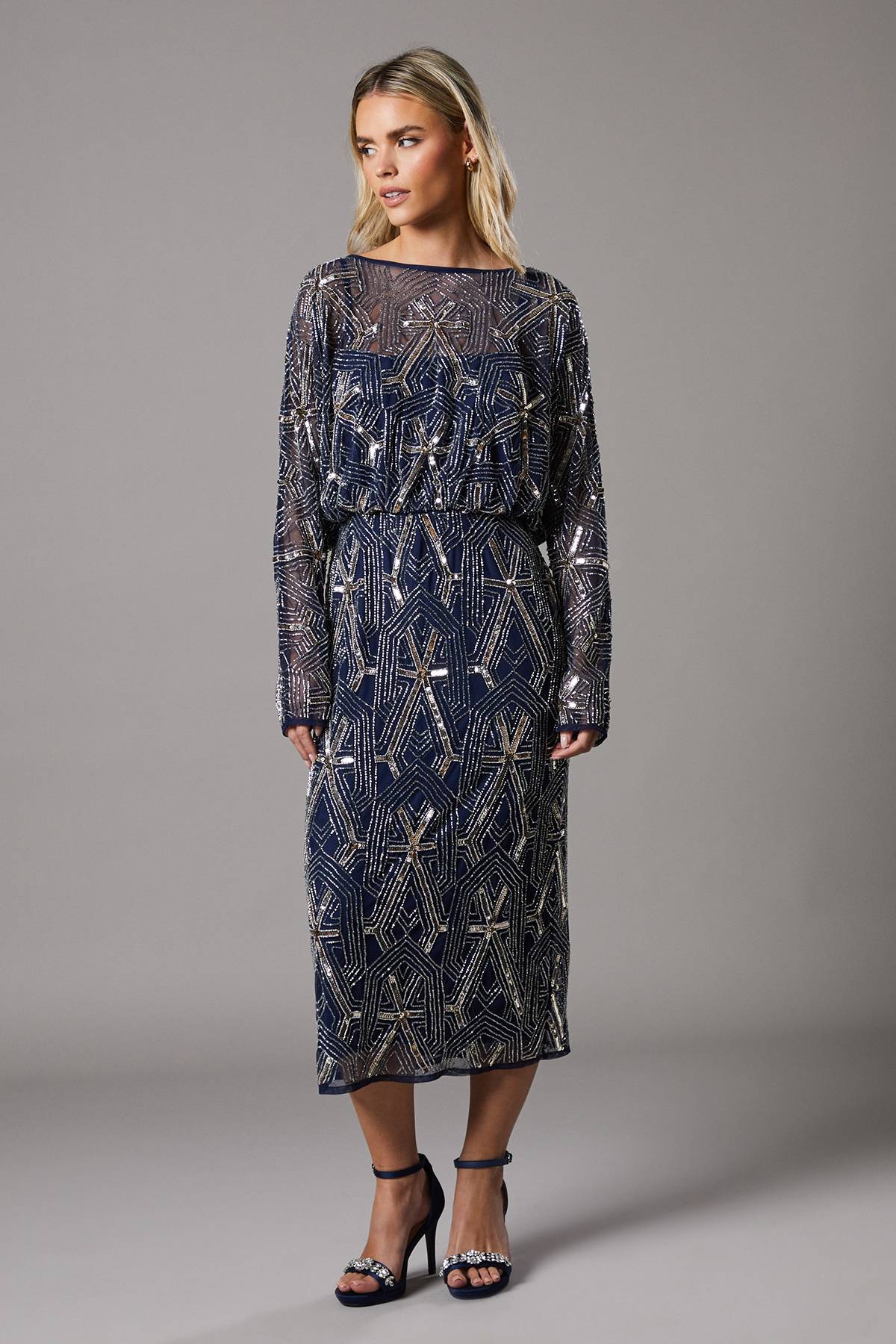 Coast Robe Midi Petite à Ornements Brodés Main avec Dos en V