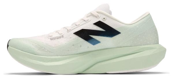Chaussures Running New Balance FuelCell Rebel v4 Vert/Blanc Homme
